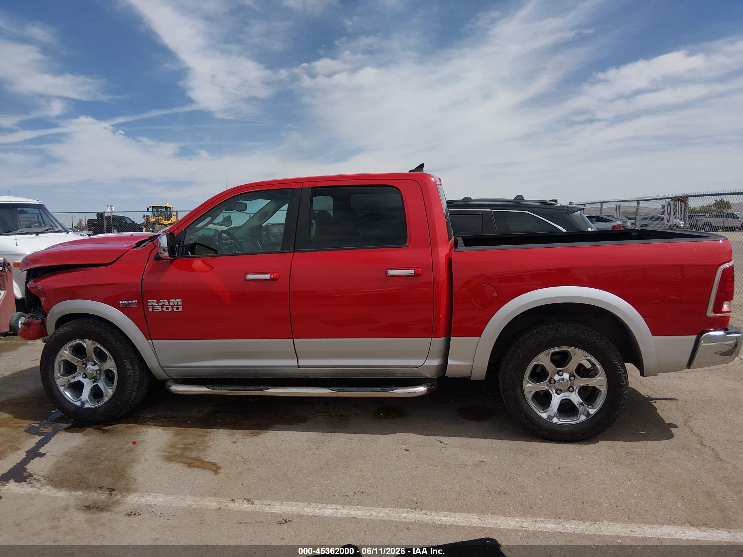 2014 Ram 1500 Laramie Red vin: 1C6RR7NT0ES342690