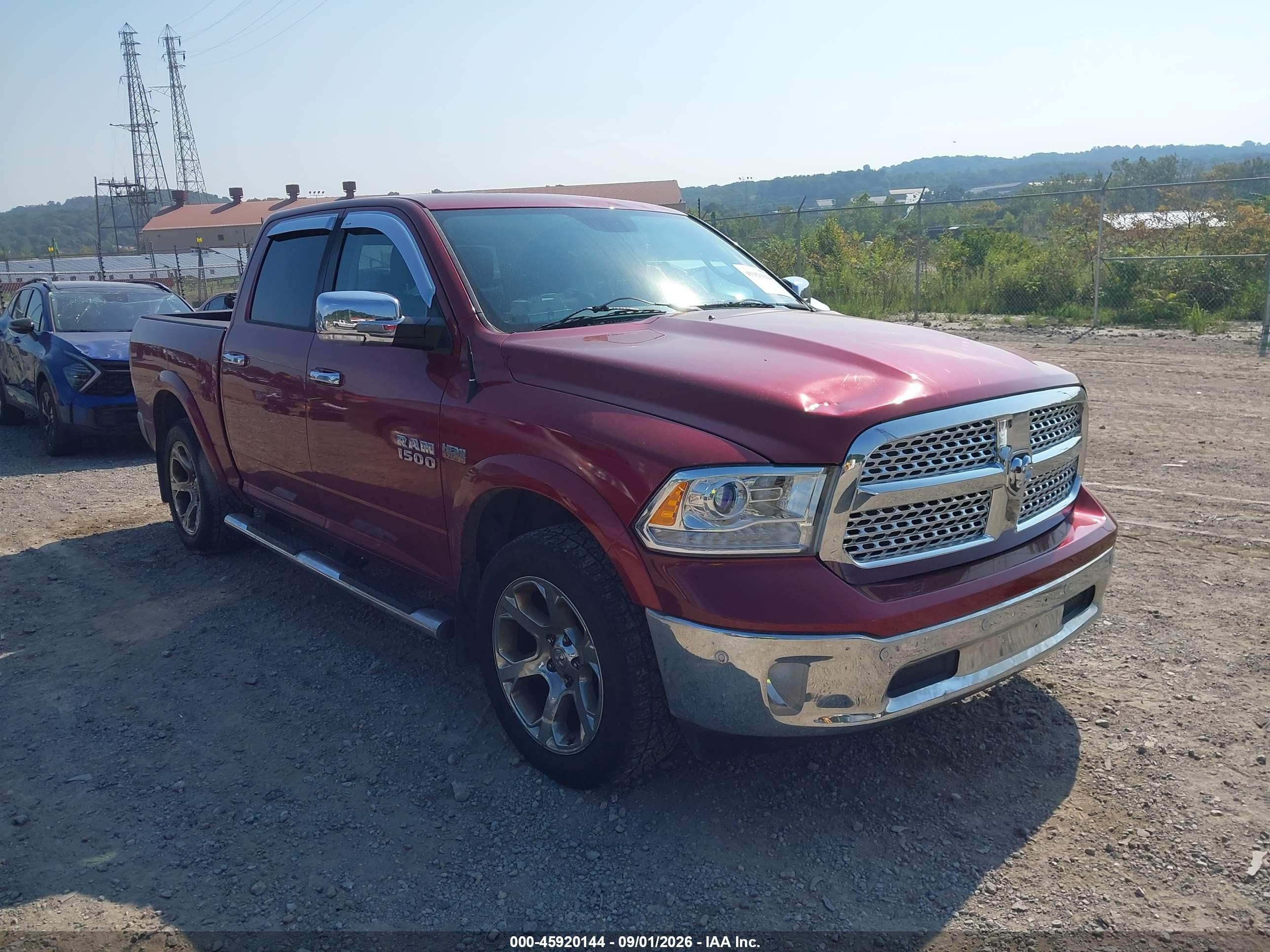 2015 Ram 1500 Laramie Maroon vin: 1C6RR7NT0FS602720