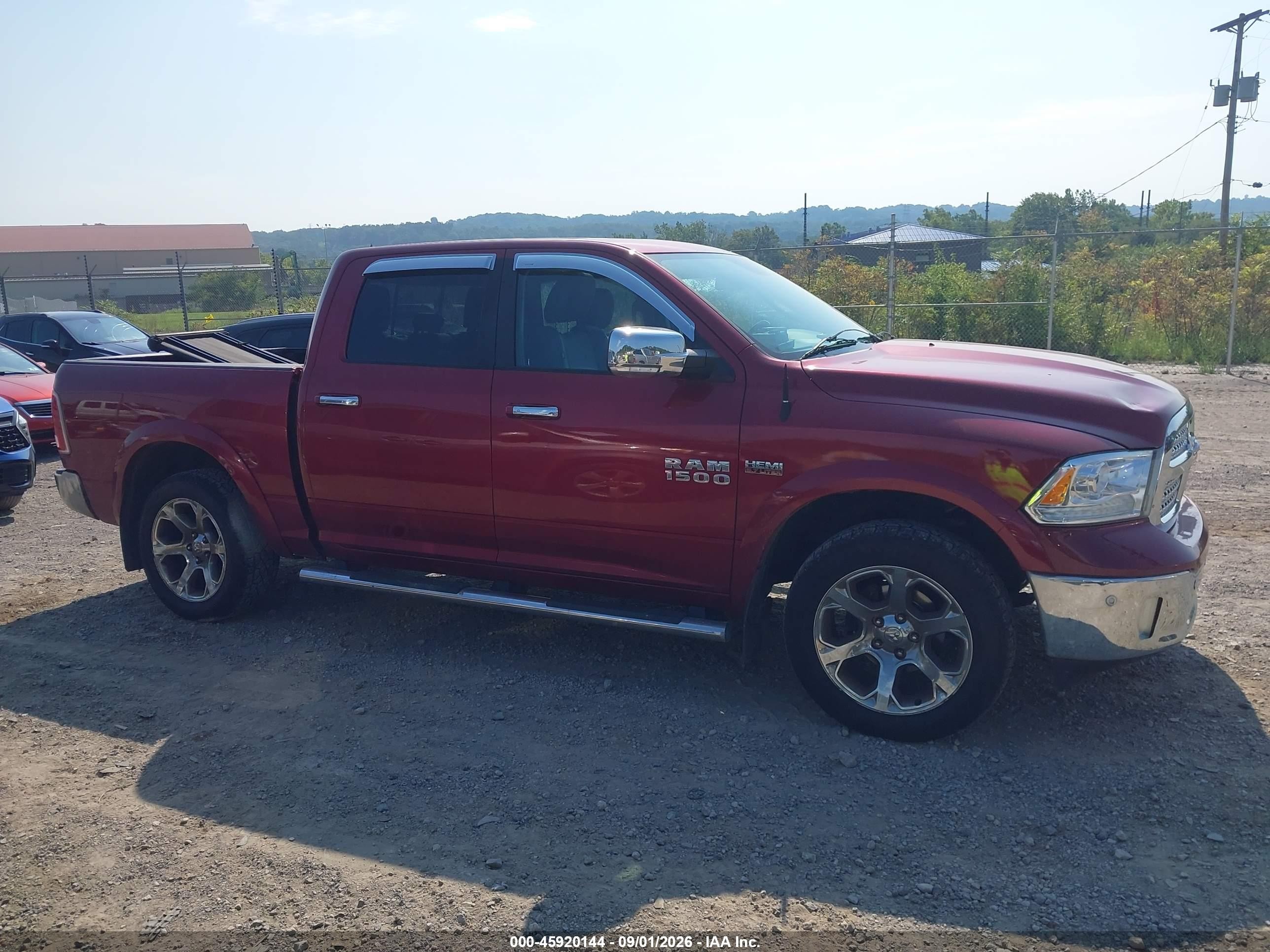 2015 Ram 1500 Laramie Maroon vin: 1C6RR7NT0FS602720