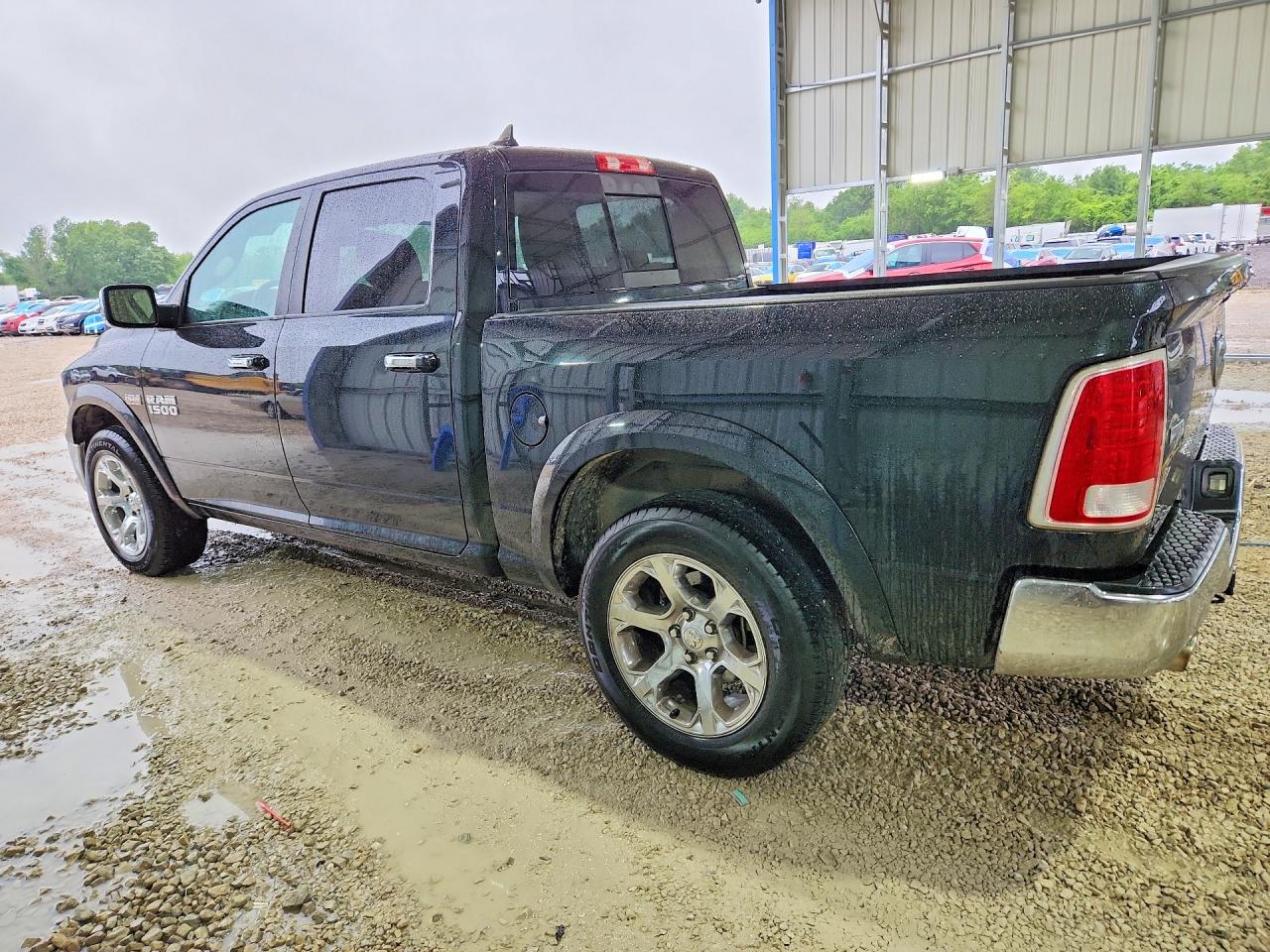 2016 Ram 1500 Laramie Black vin: 1C6RR7NT0GS105393