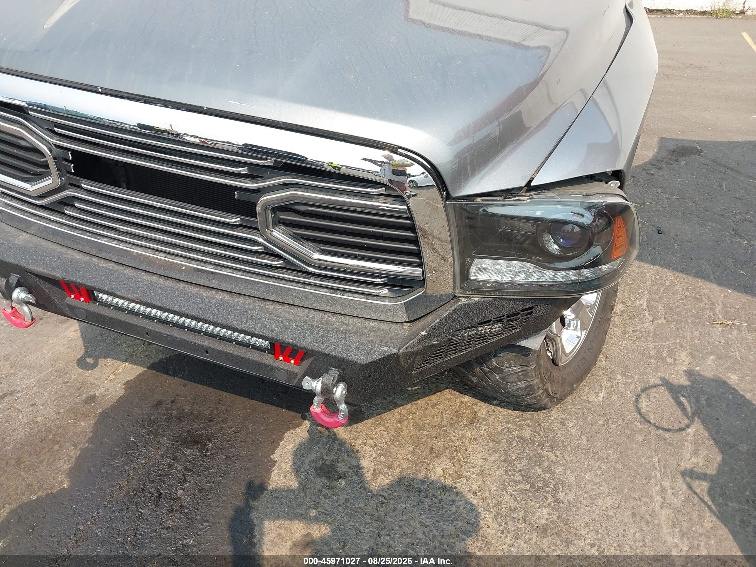 2013 Ram 1500 Laramie Gray vin: 1C6RR7NT1DS580370
