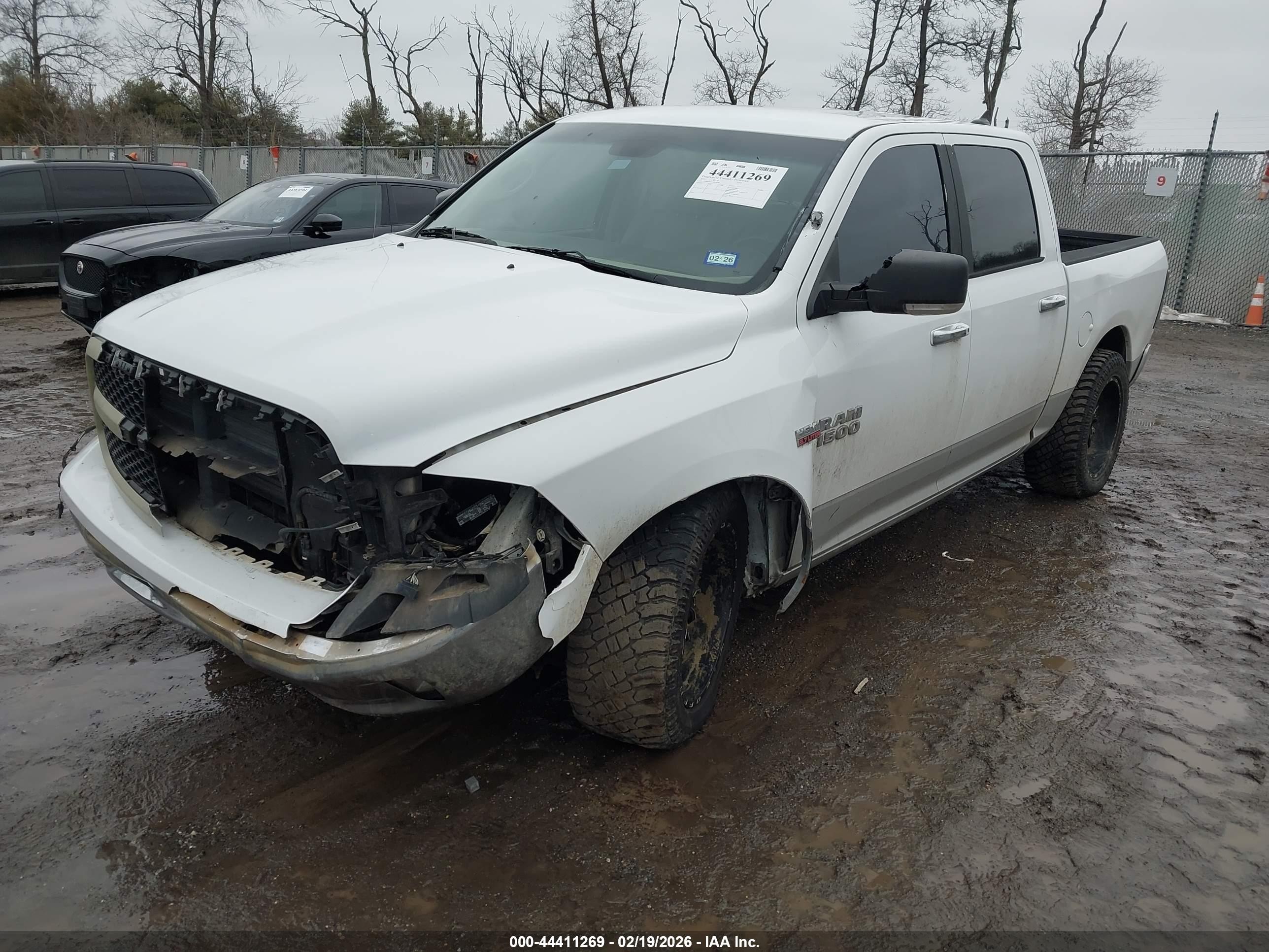 2013 Ram 1500 Laramie Белый vin: 1C6RR7NT1DS638168