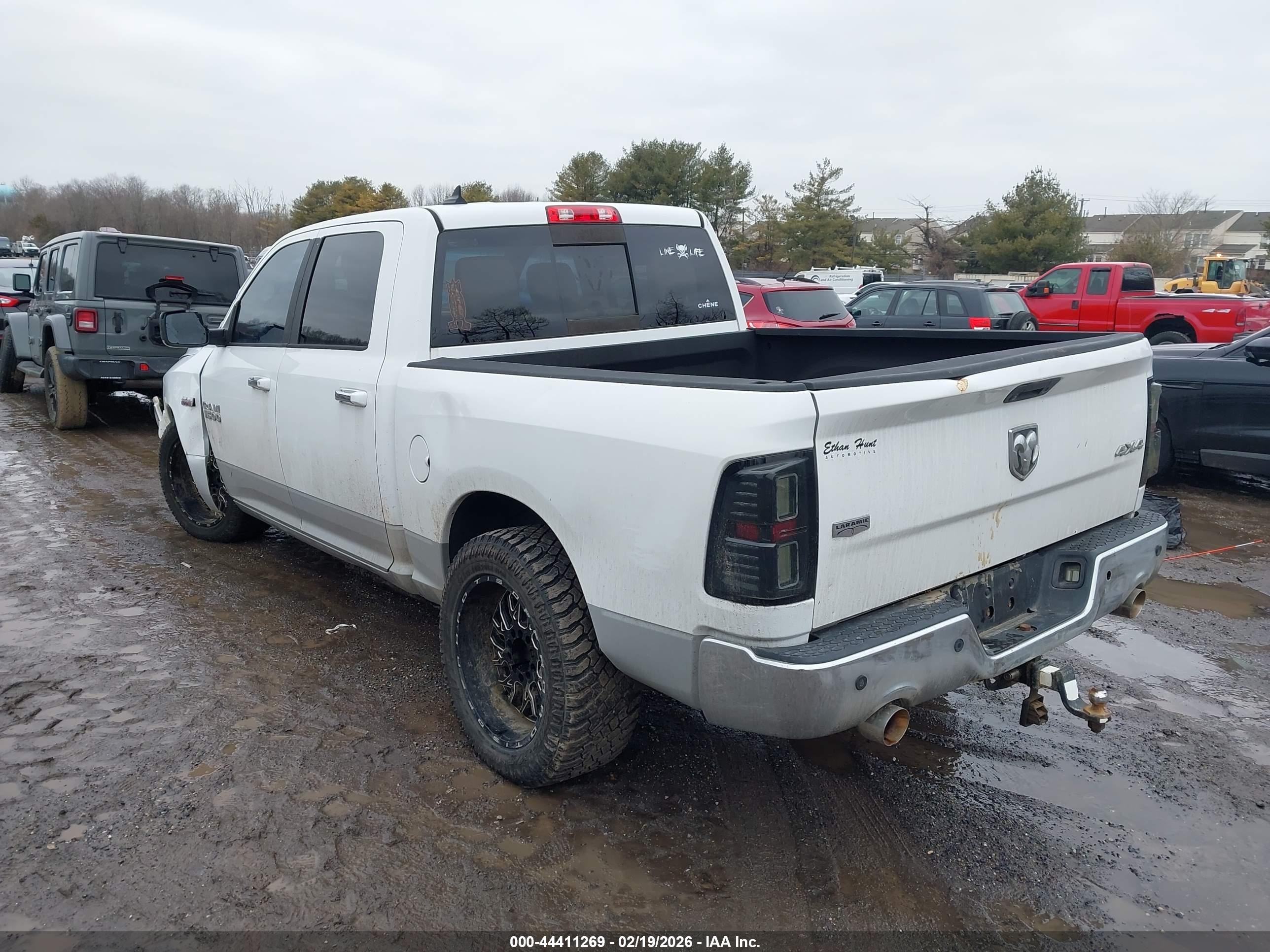 2013 Ram 1500 Laramie Белый vin: 1C6RR7NT1DS638168