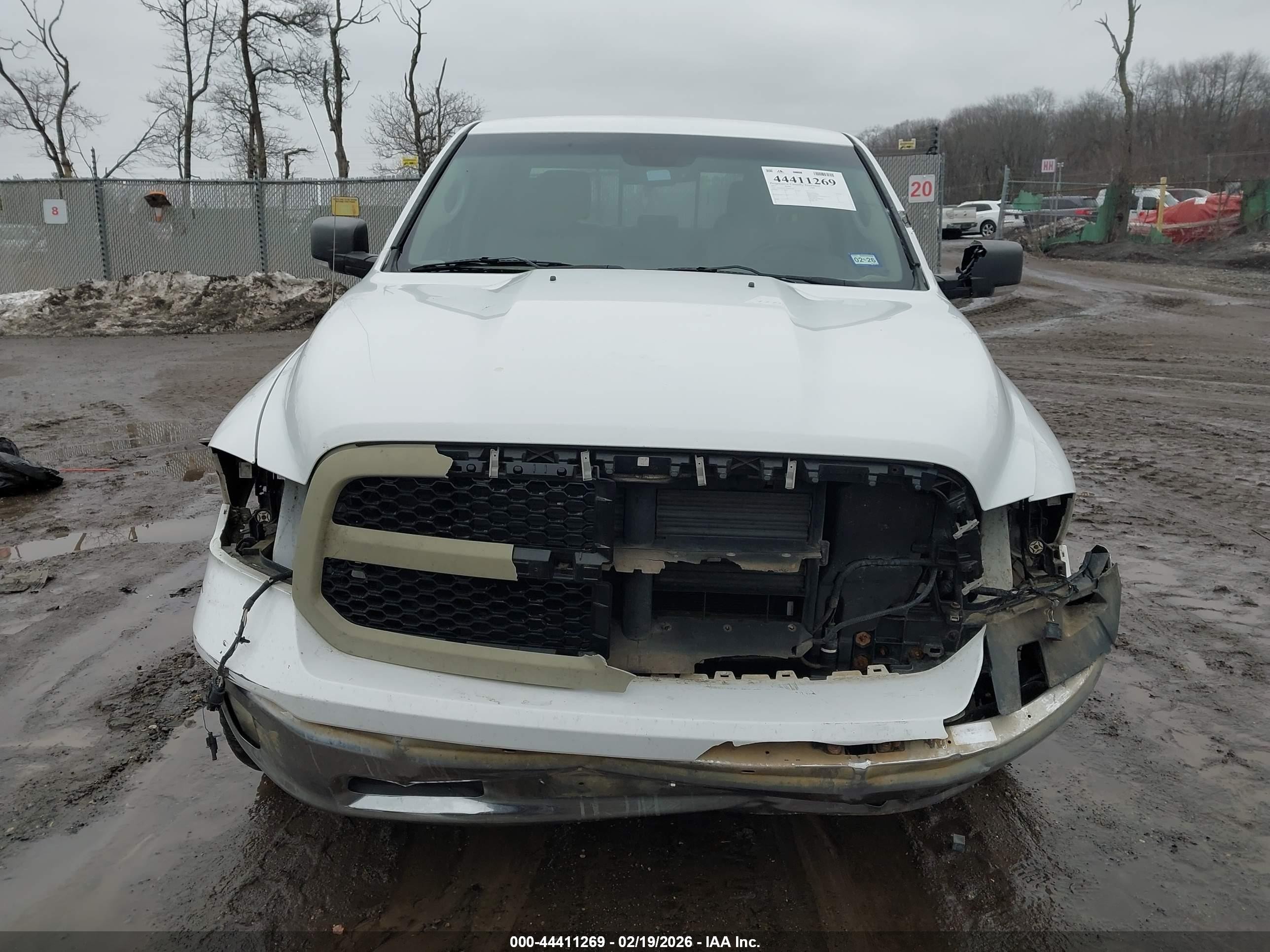 2013 Ram 1500 Laramie Белый vin: 1C6RR7NT1DS638168