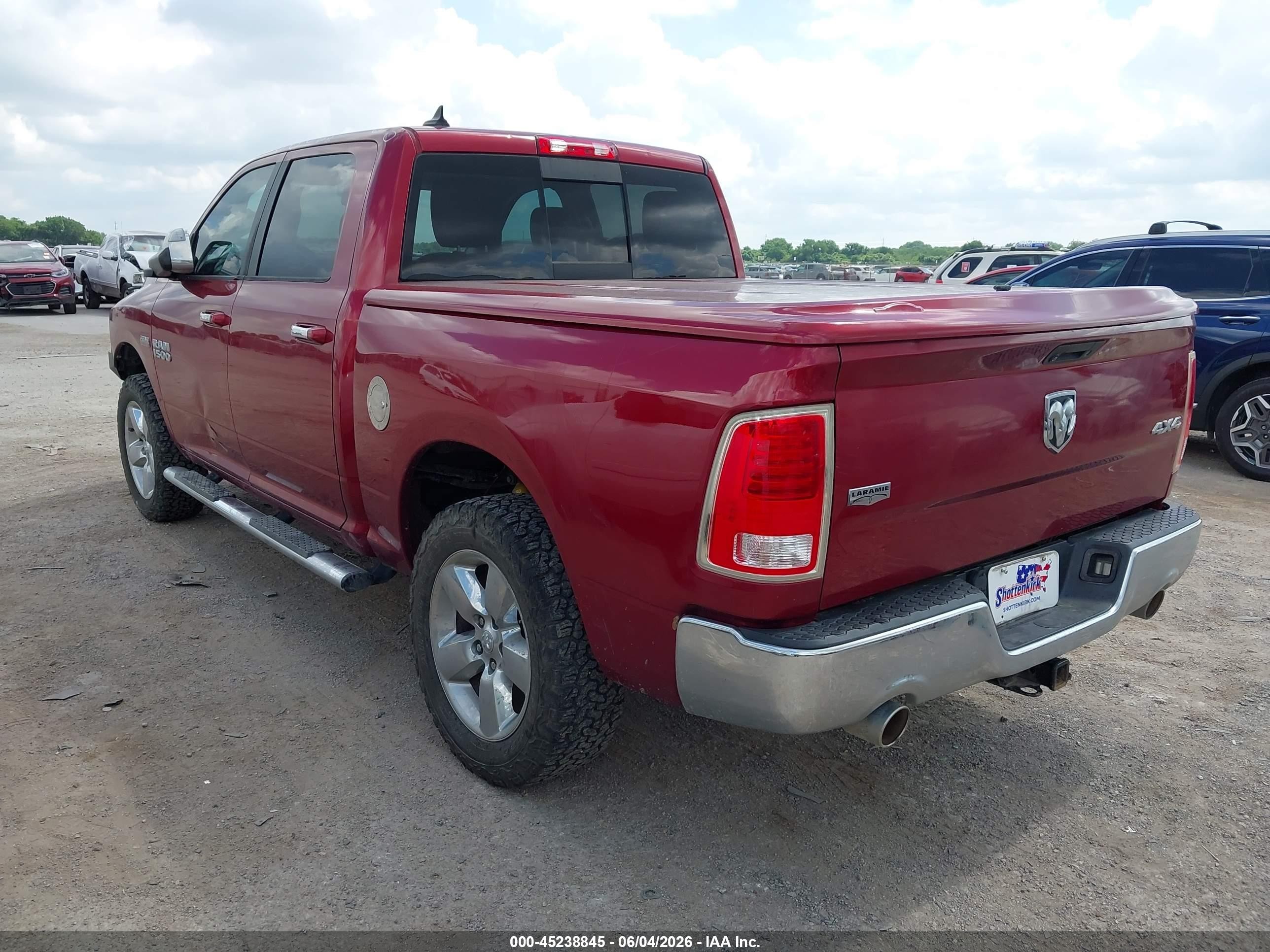 2014 Ram 1500 Laramie Red vin: 1C6RR7NT2ES126064