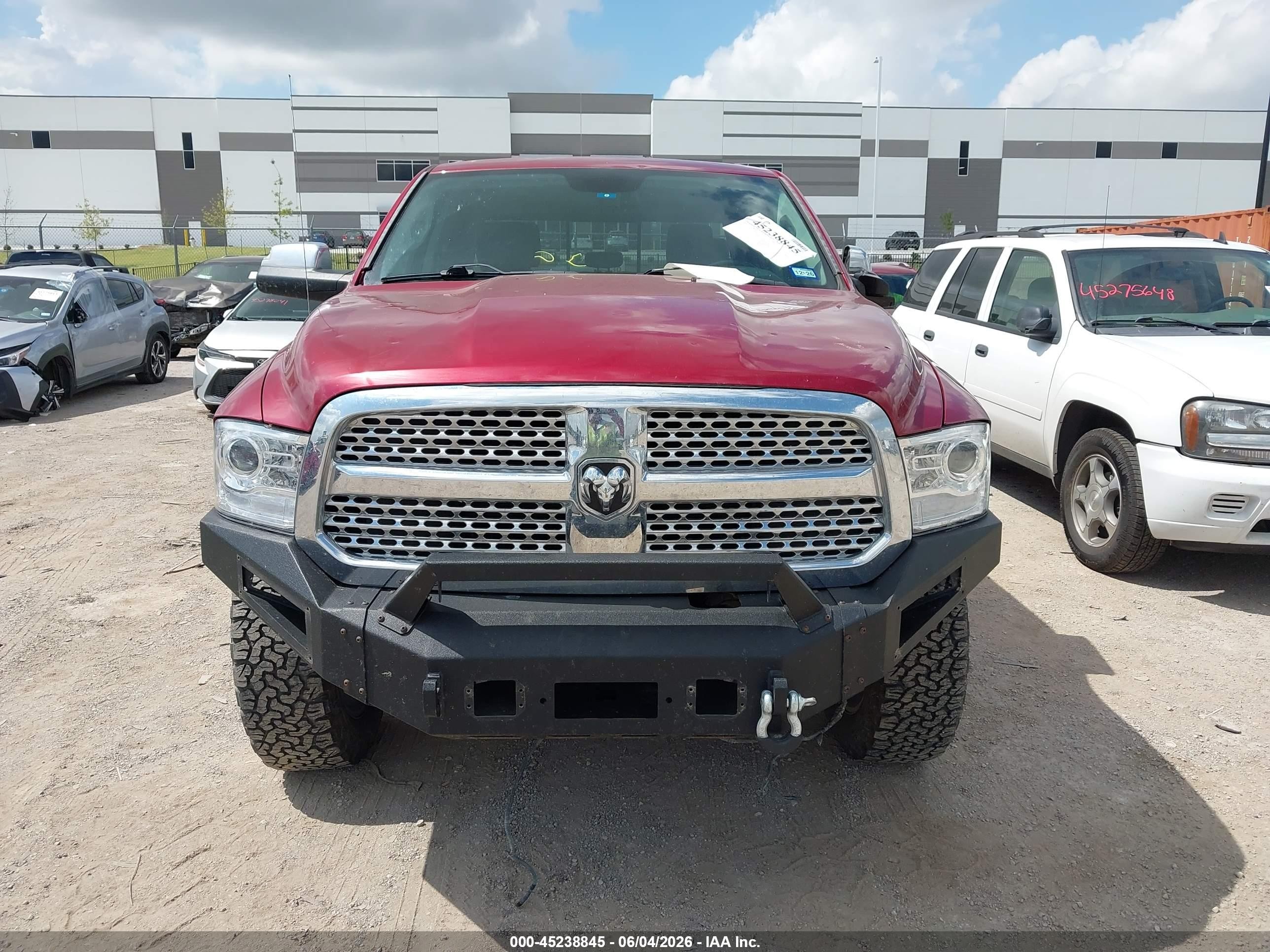 2014 Ram 1500 Laramie Red vin: 1C6RR7NT2ES126064
