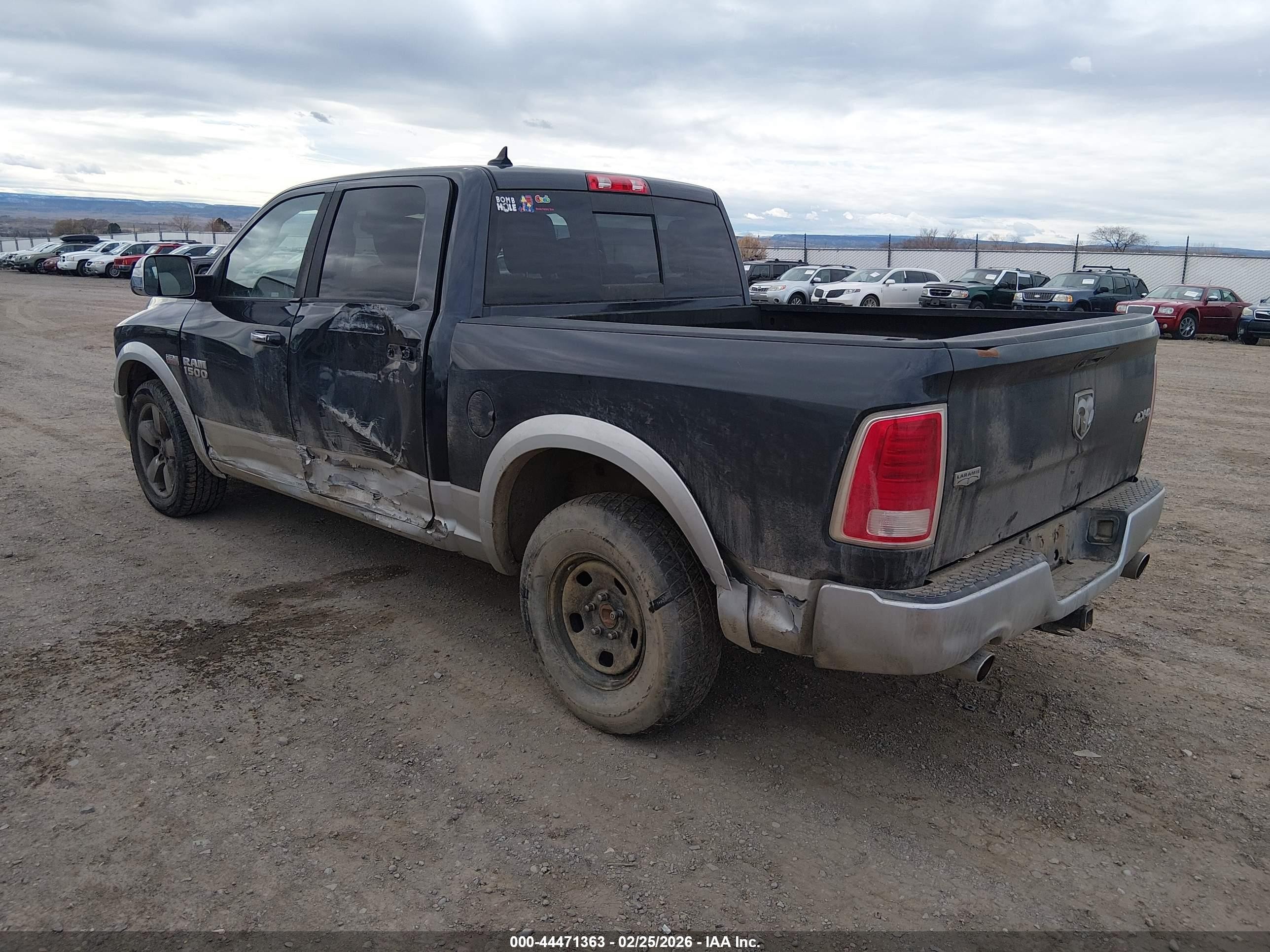 2014 Ram 1500 Laramie Dark Blue vin: 1C6RR7NT2ES342724