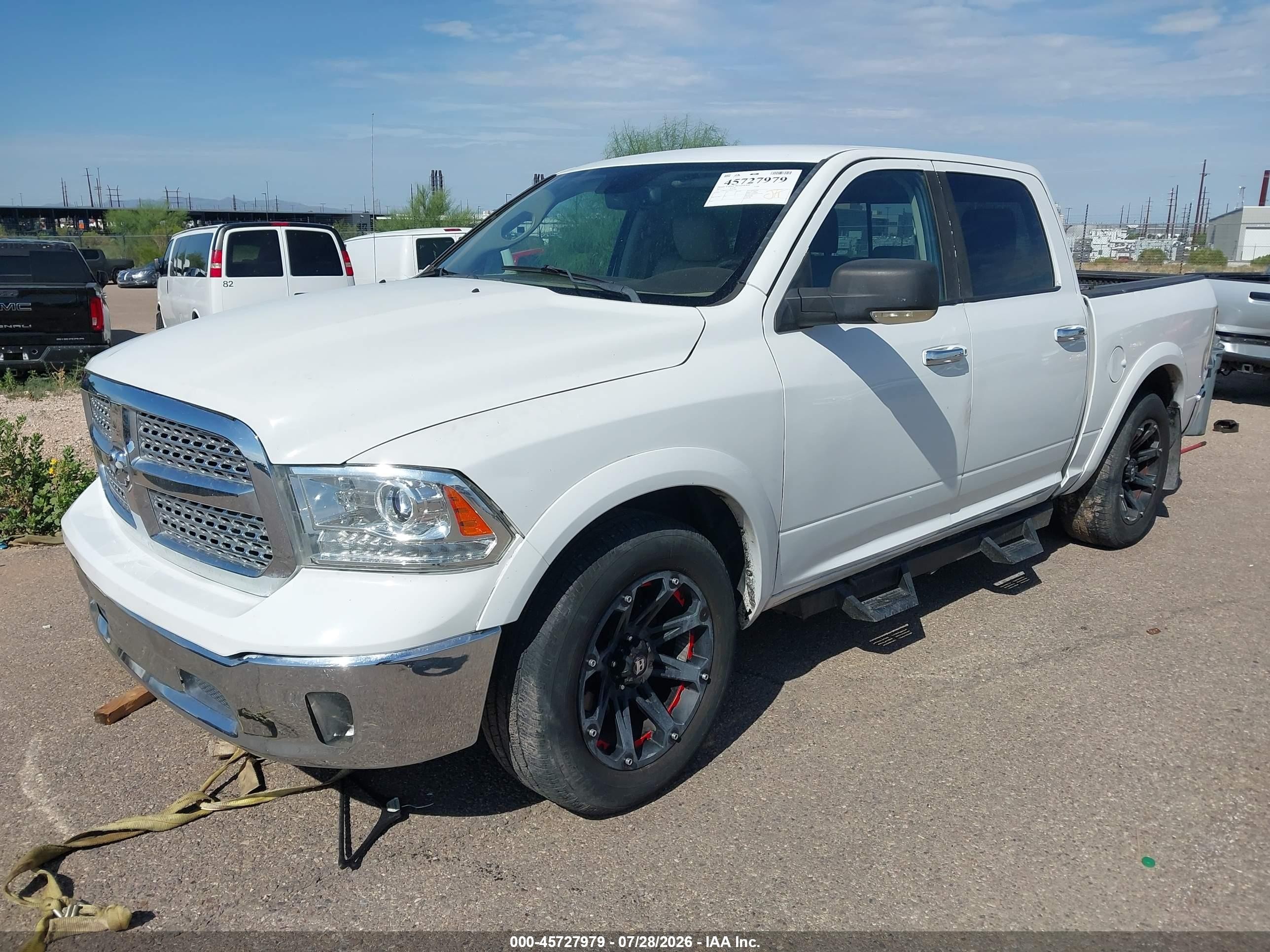 2013 Ram 1500 Laramie White vin: 1C6RR7NT3DS623865