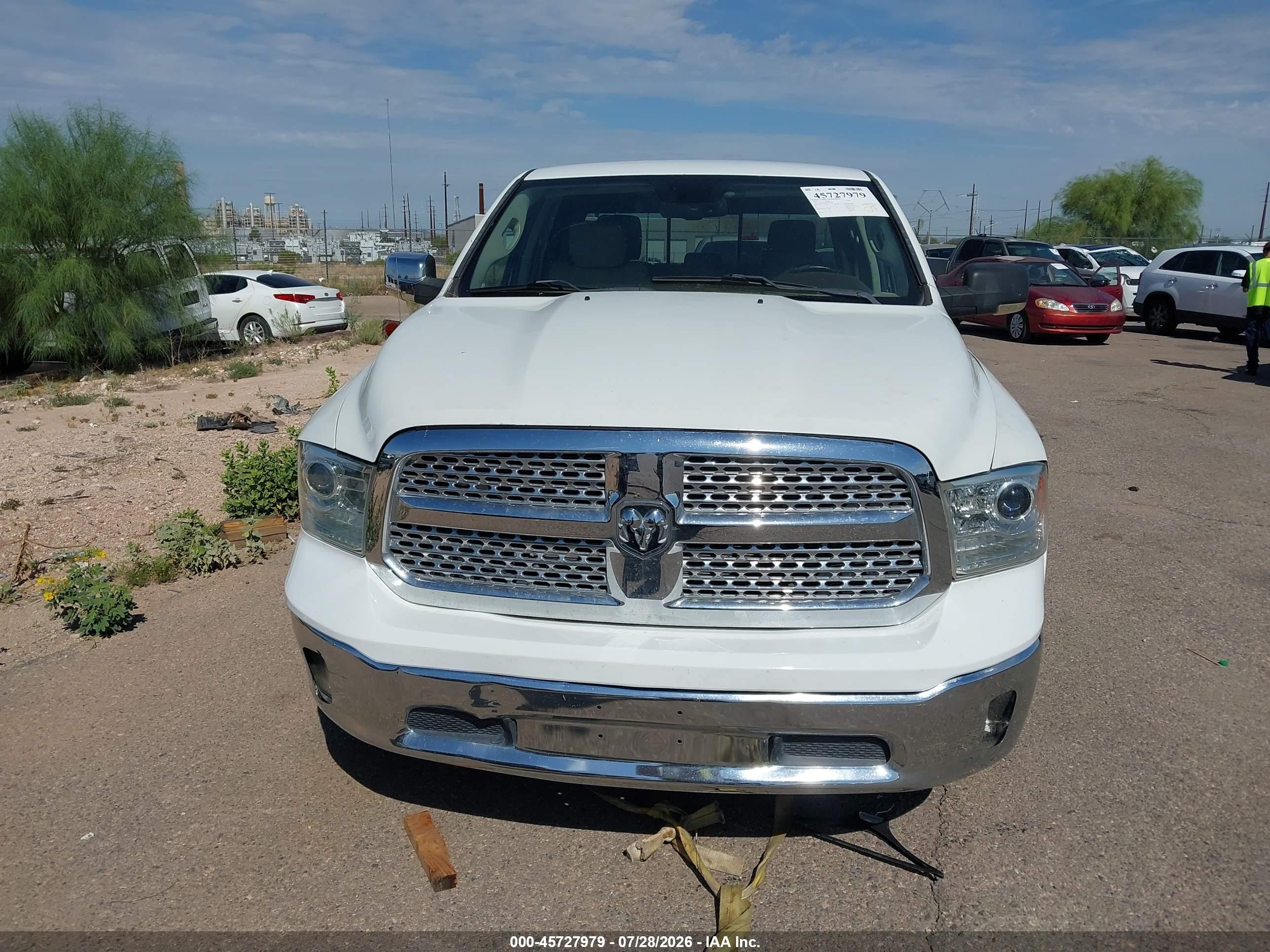 2013 Ram 1500 Laramie White vin: 1C6RR7NT3DS623865