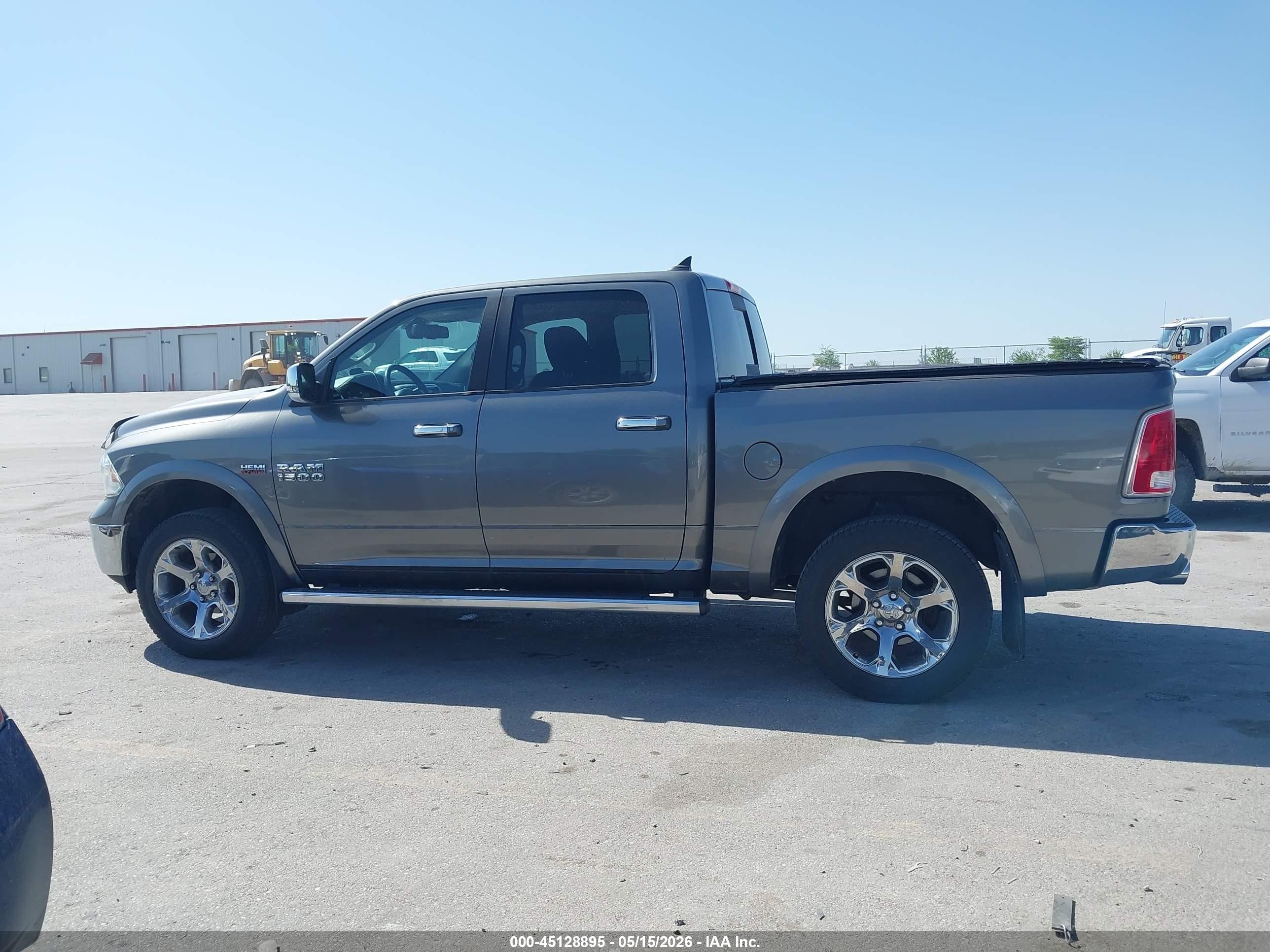 2013 Ram 1500 Laramie Black vin: 1C6RR7NT3DS661936