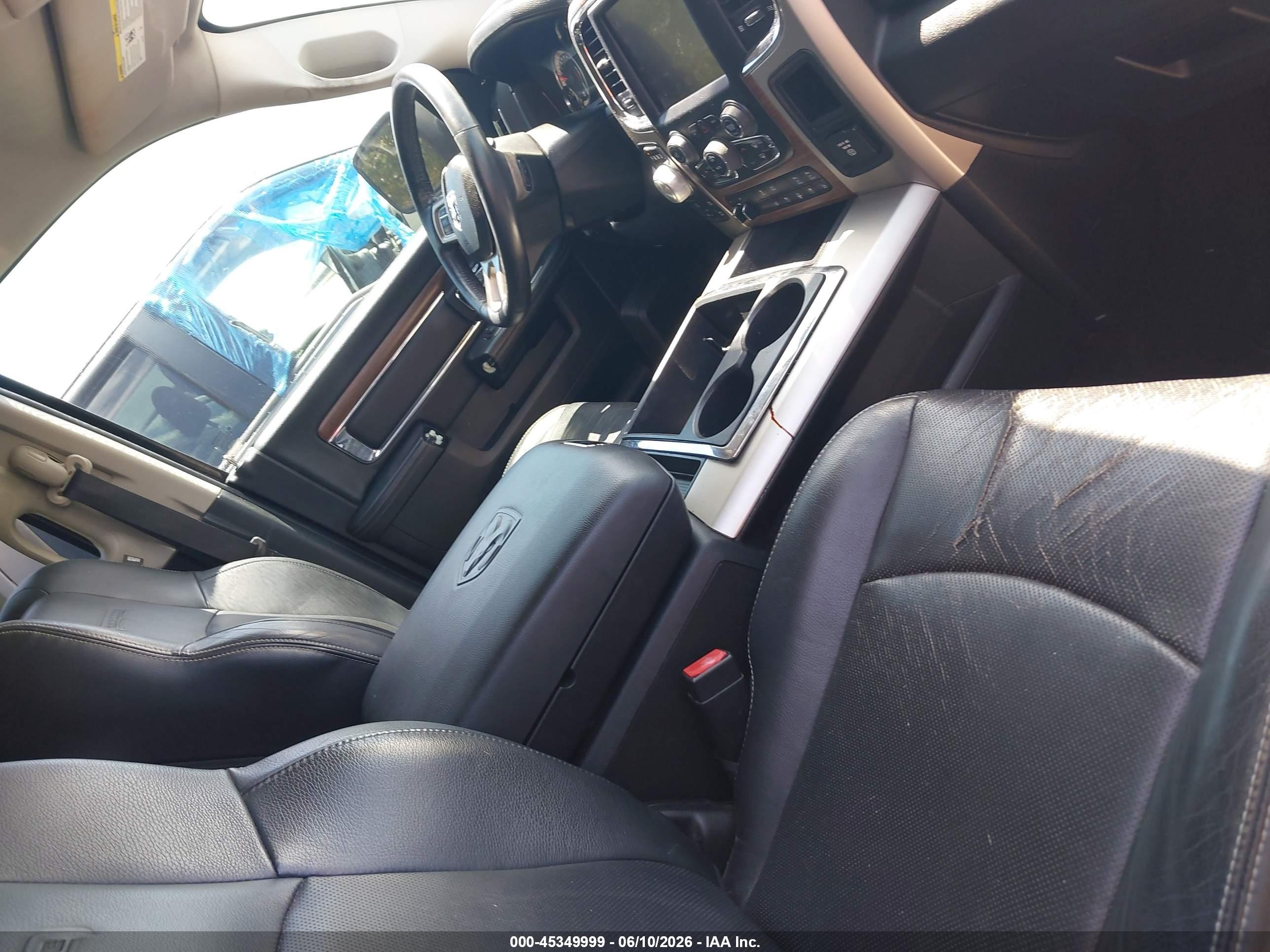2014 Ram 1500 Laramie Black vin: 1C6RR7NT3ES183180