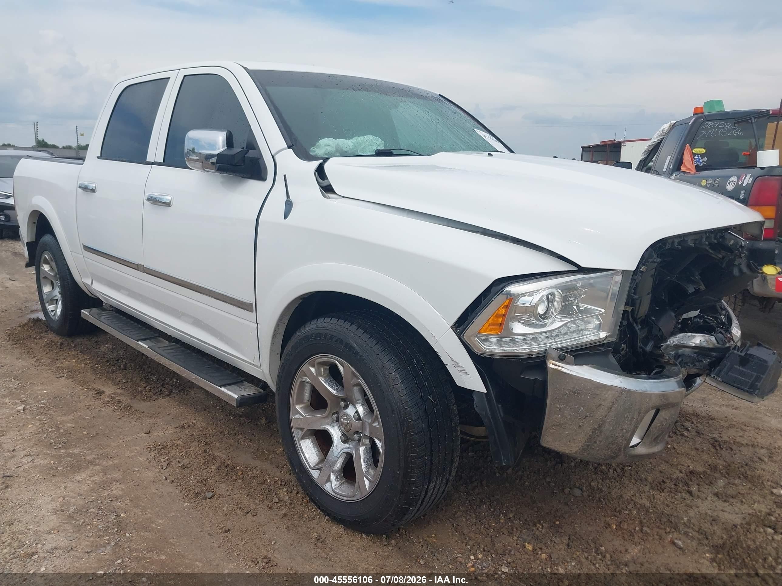 2013 Ram 1500 Laramie White vin: 1C6RR7NT4DS683685