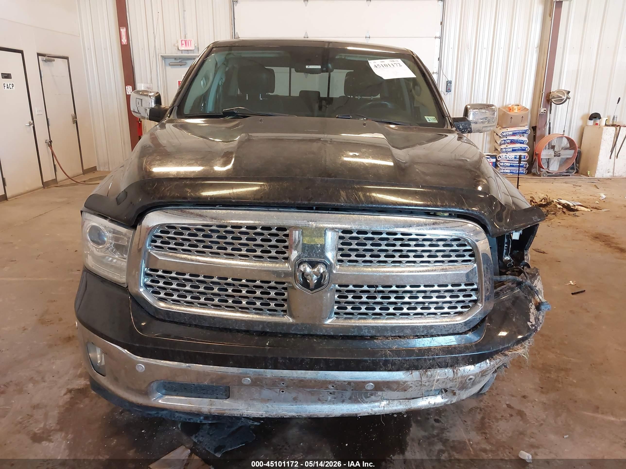 2015 Ram 1500 Laramie Black vin: 1C6RR7NT4FS643013