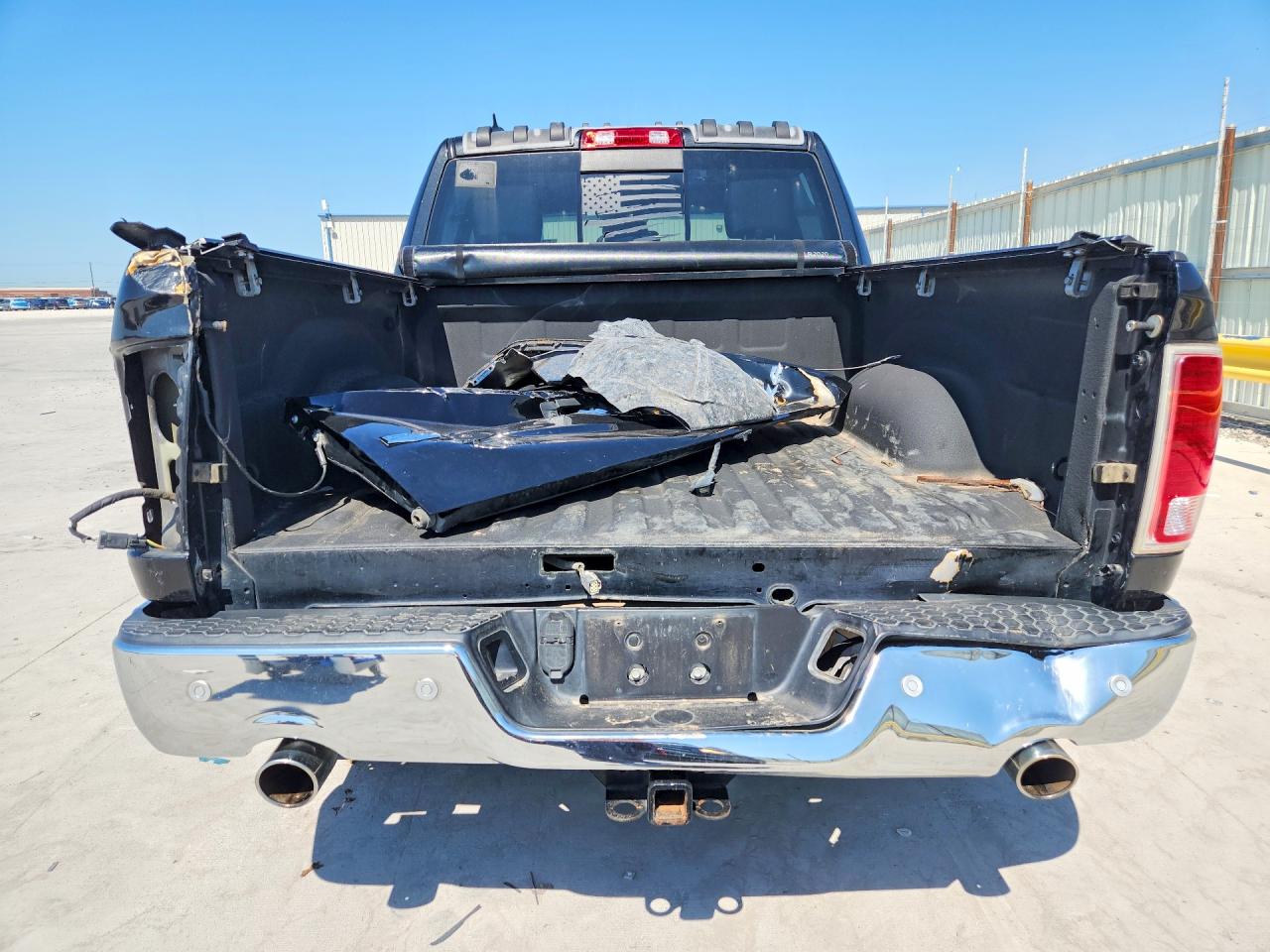 2015 Ram 1500 Laramie Черный vin: 1C6RR7NT4FS666484