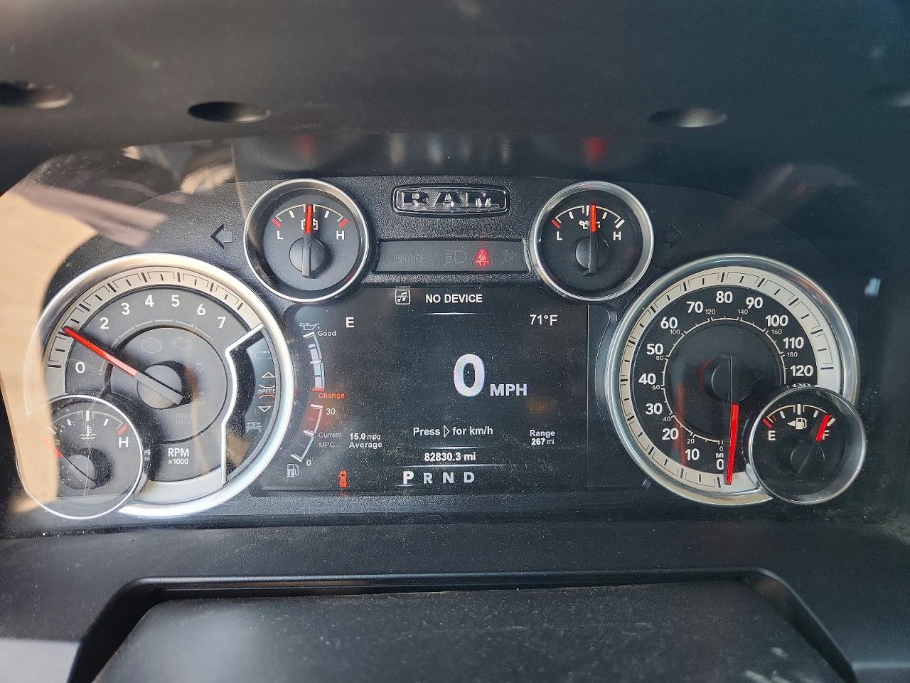 2015 Ram 1500 Laramie Черный vin: 1C6RR7NT4FS666484