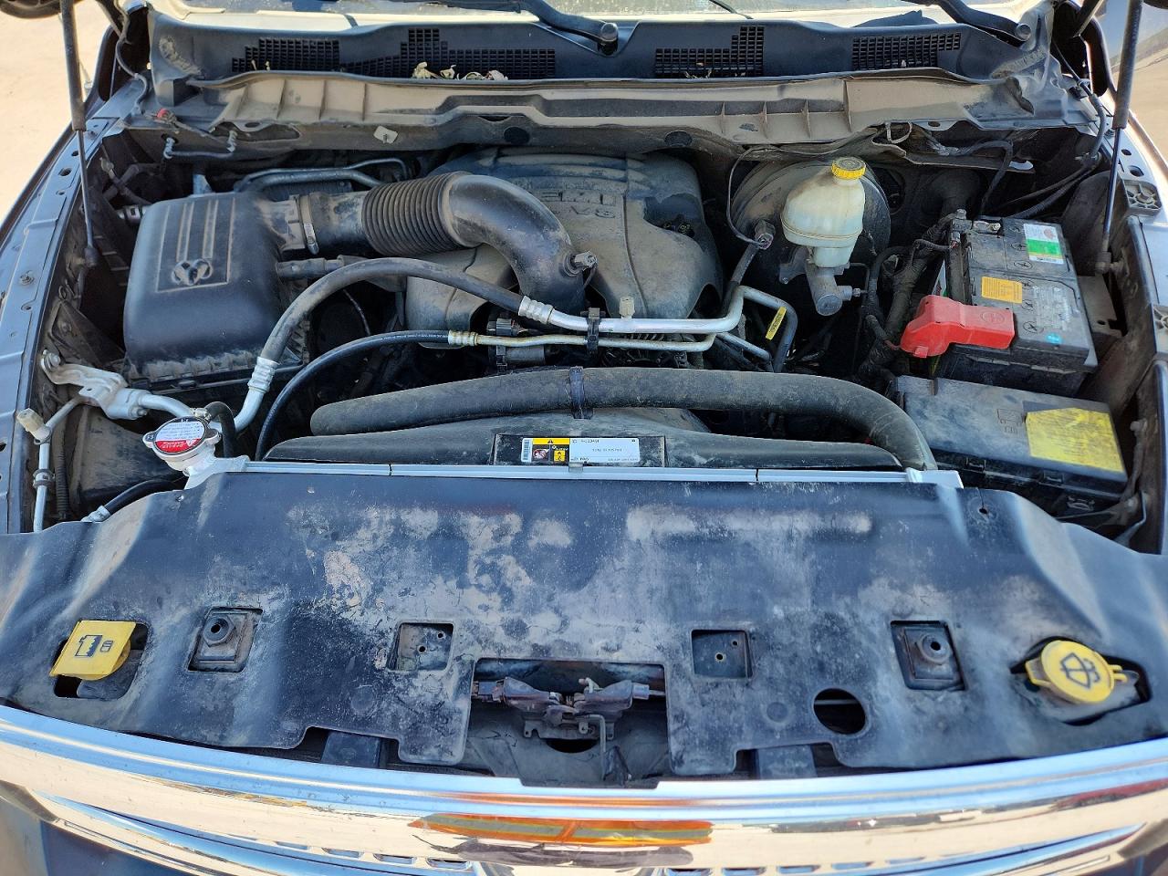 2015 Ram 1500 Laramie Gray vin: 1C6RR7NT5FS748174