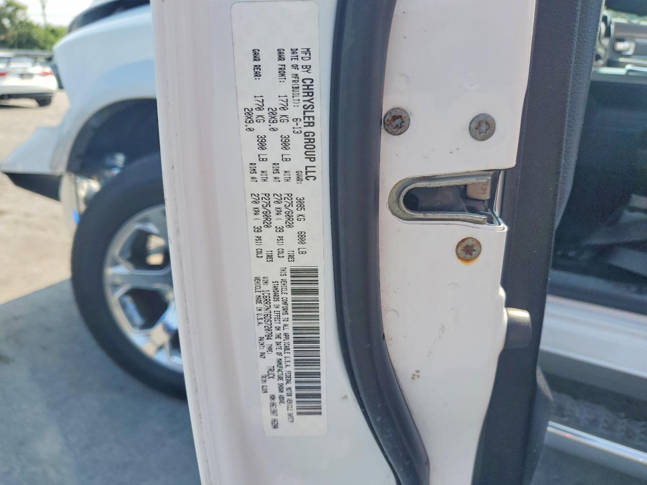 2013 Ram 1500 Laramie White vin: 1C6RR7NT6DS720784