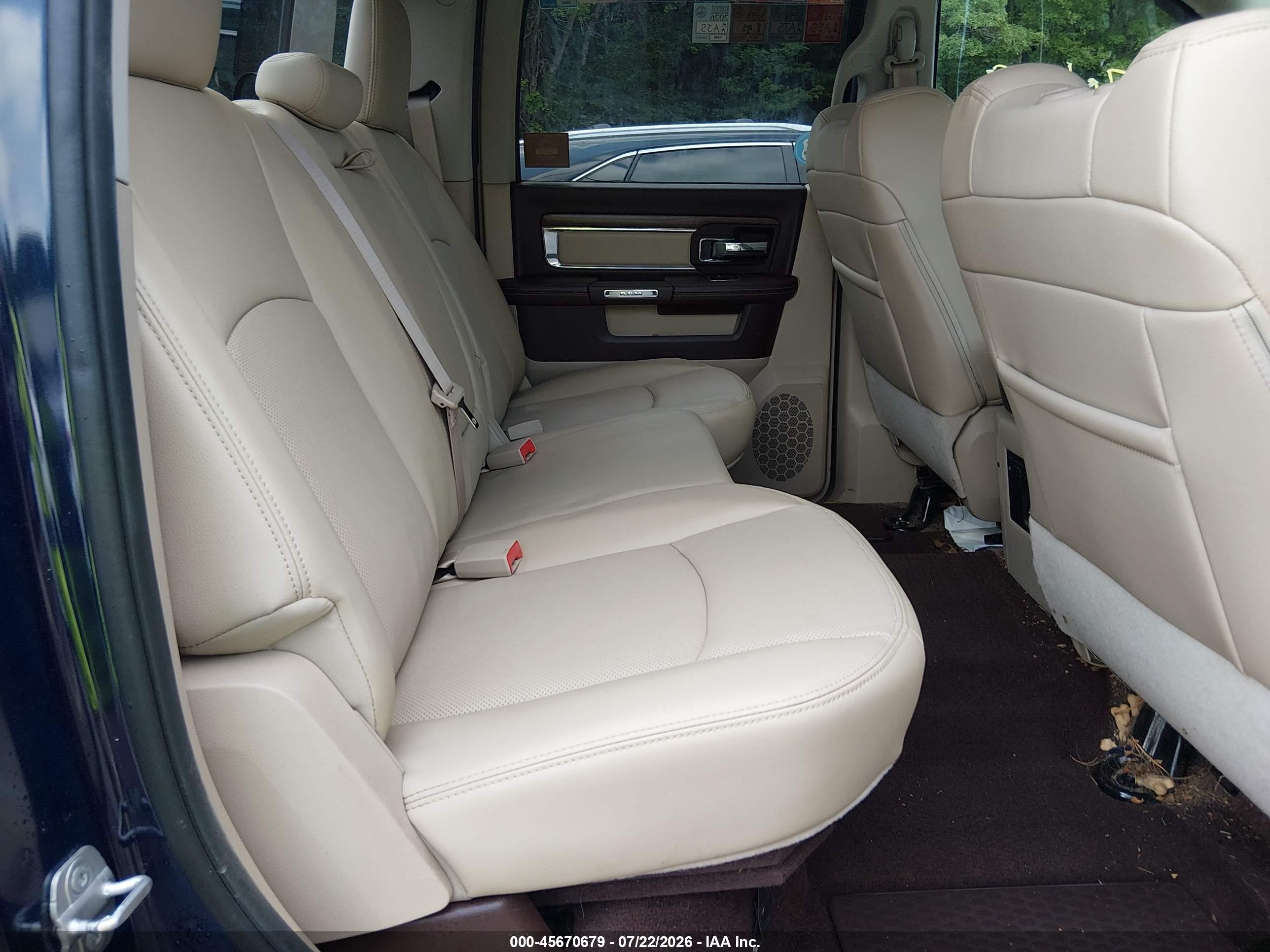 2014 Ram 1500 Laramie Синий vin: 1C6RR7NT6ES177194