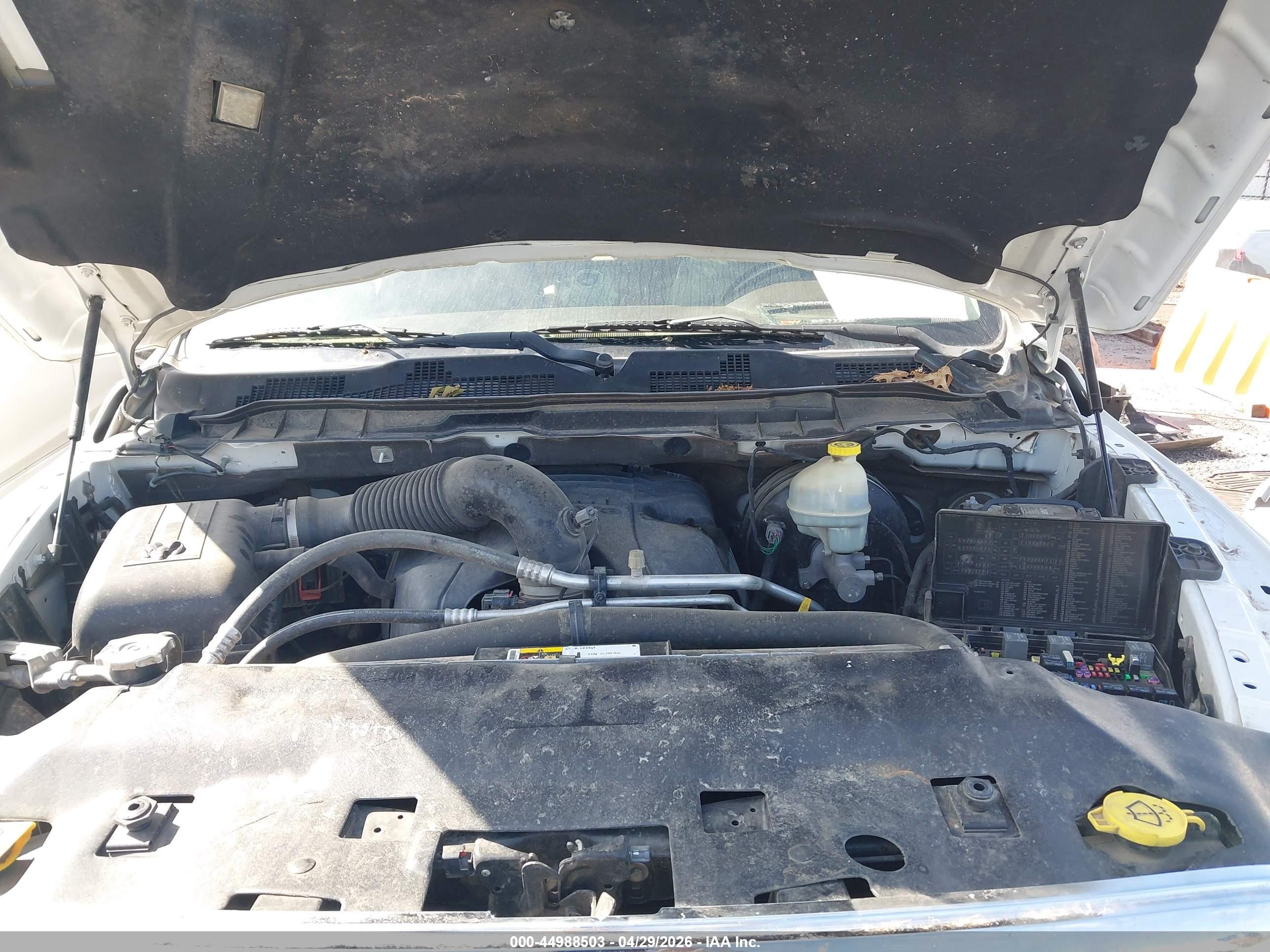 2014 Ram 1500 Laramie White vin: 1C6RR7NT6ES447802