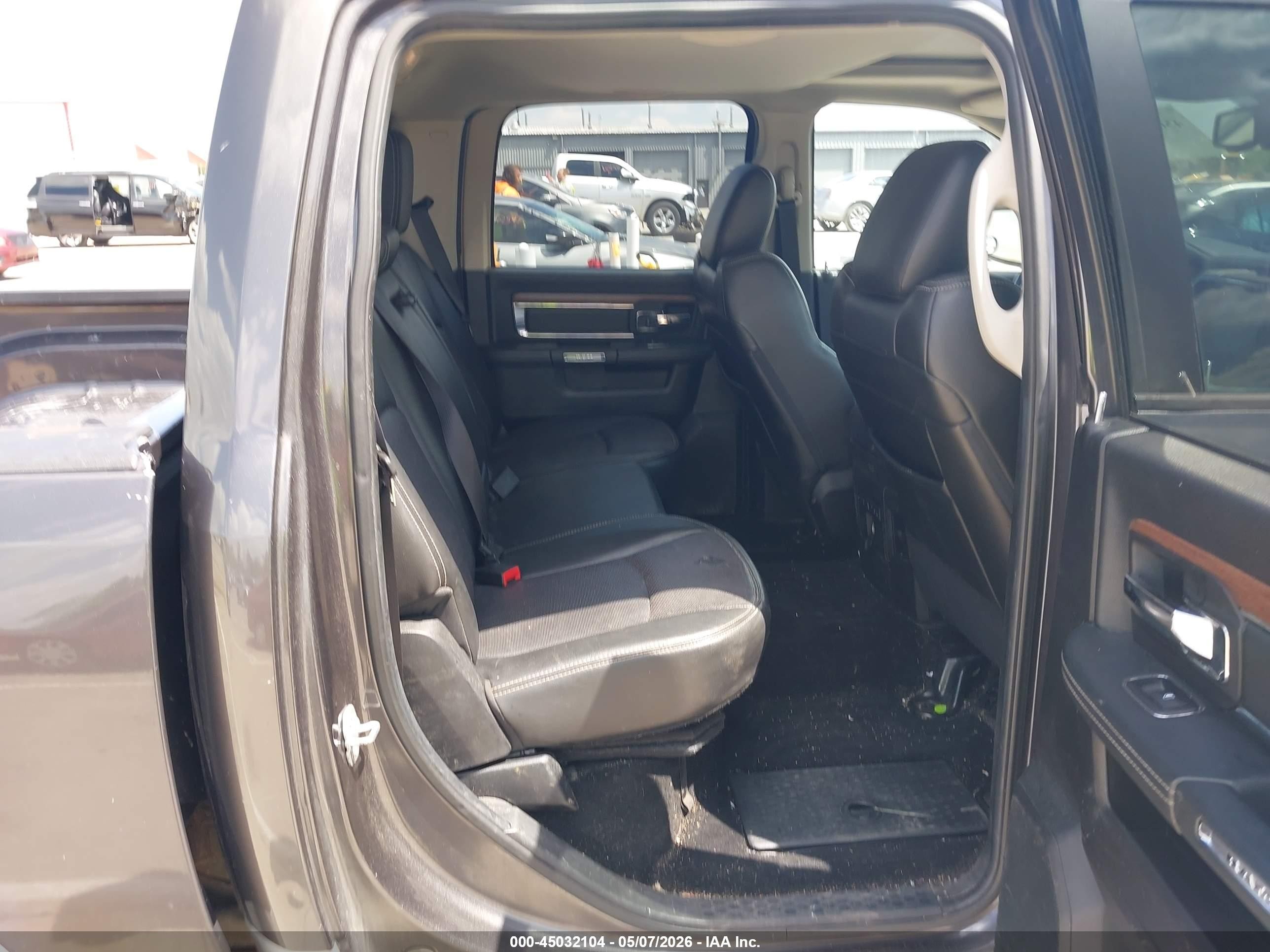 2014 Ram 1500 Laramie Серый vin: 1C6RR7NT7ES277305