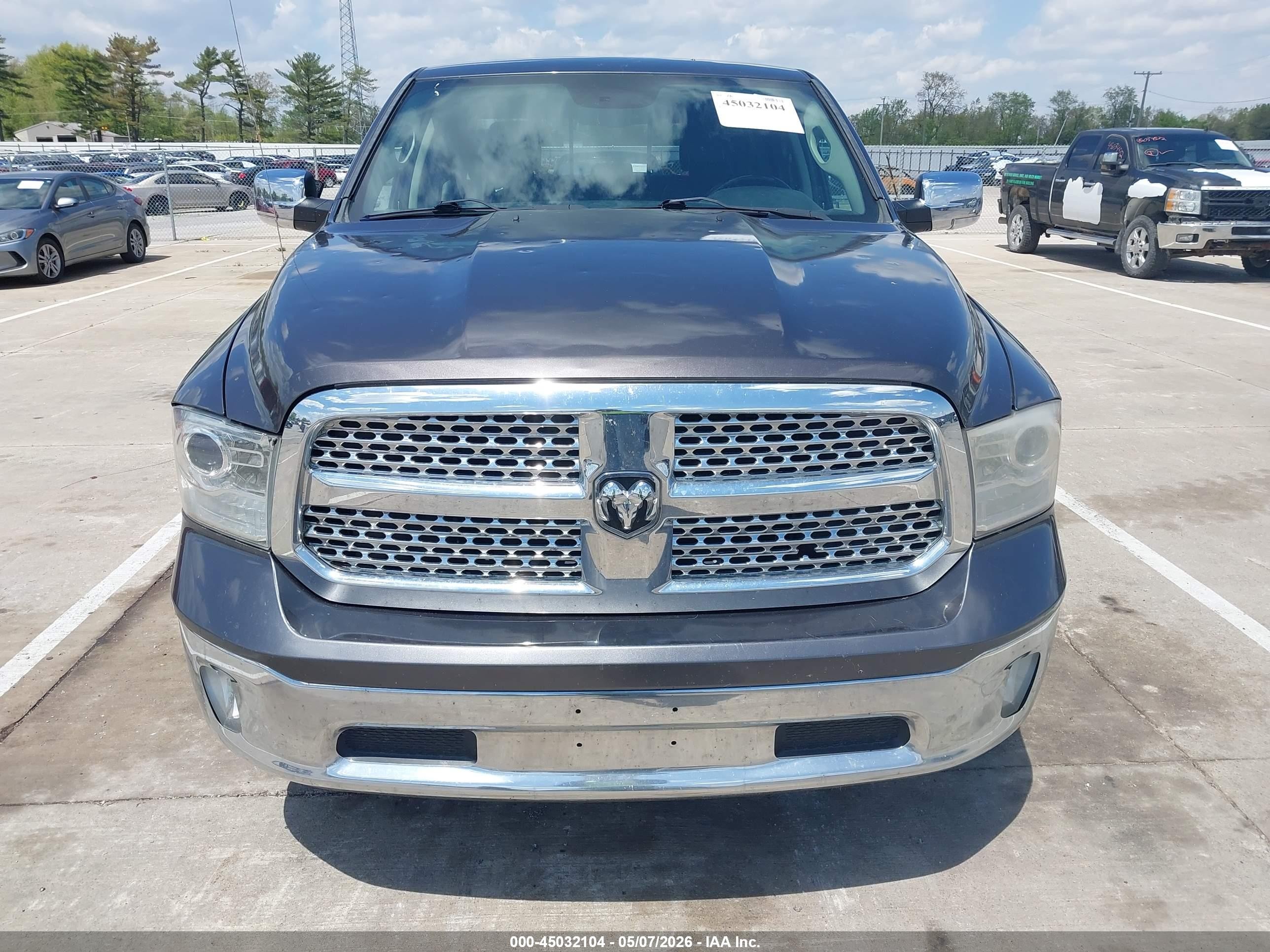 2014 Ram 1500 Laramie Серый vin: 1C6RR7NT7ES277305