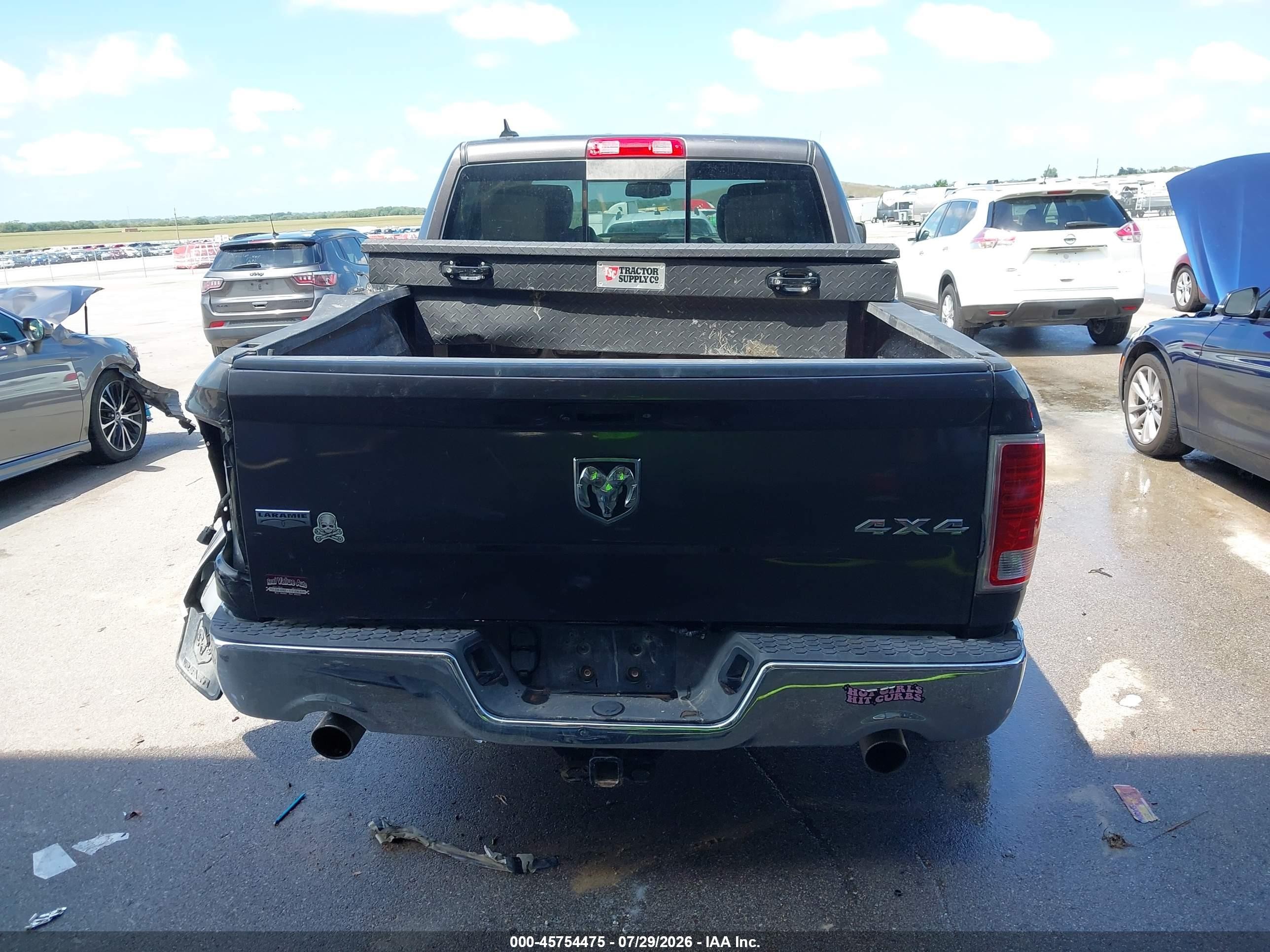 2014 Ram 1500 Laramie Gray vin: 1C6RR7NT8ES219686