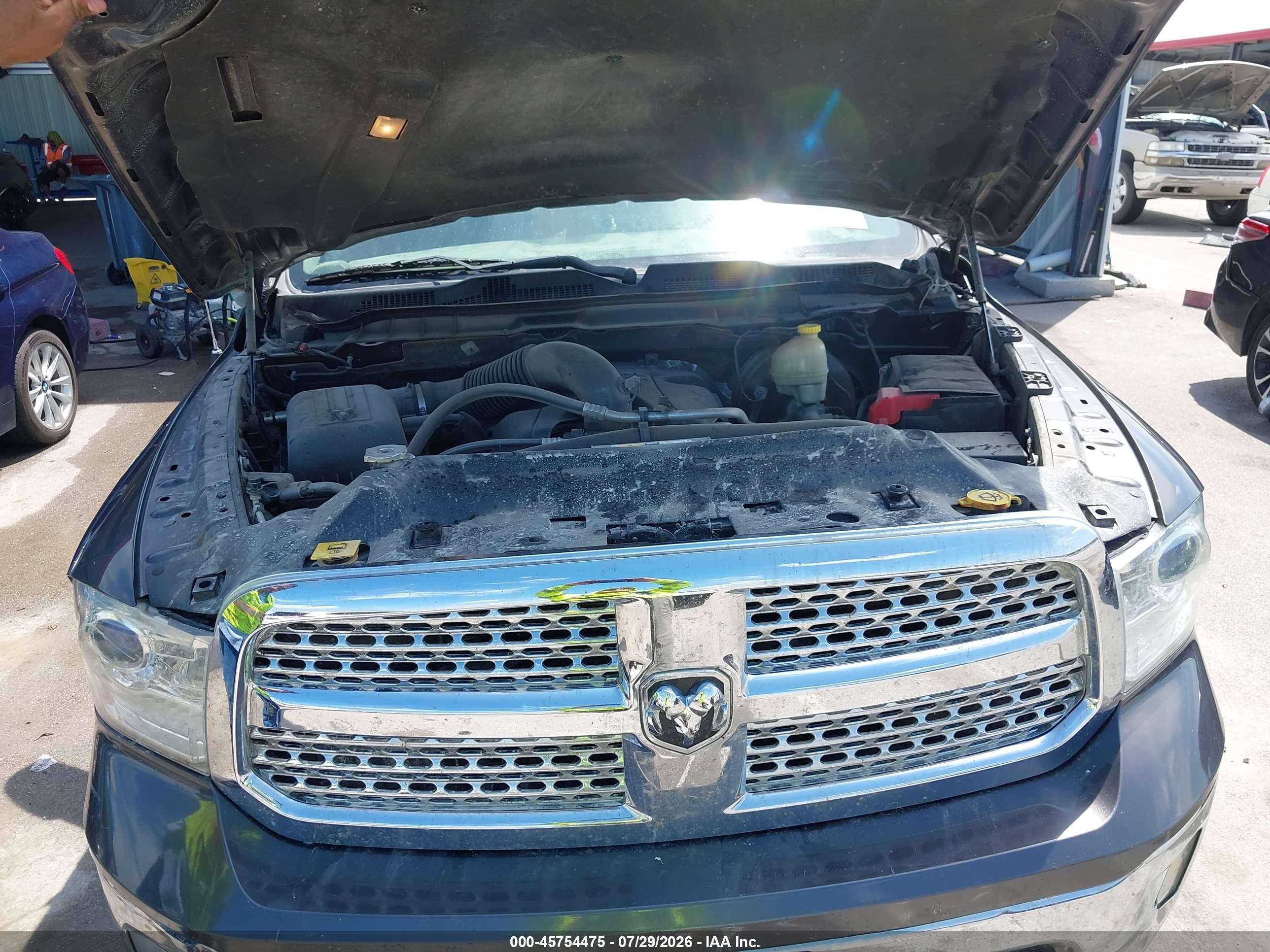 2014 Ram 1500 Laramie Gray vin: 1C6RR7NT8ES219686