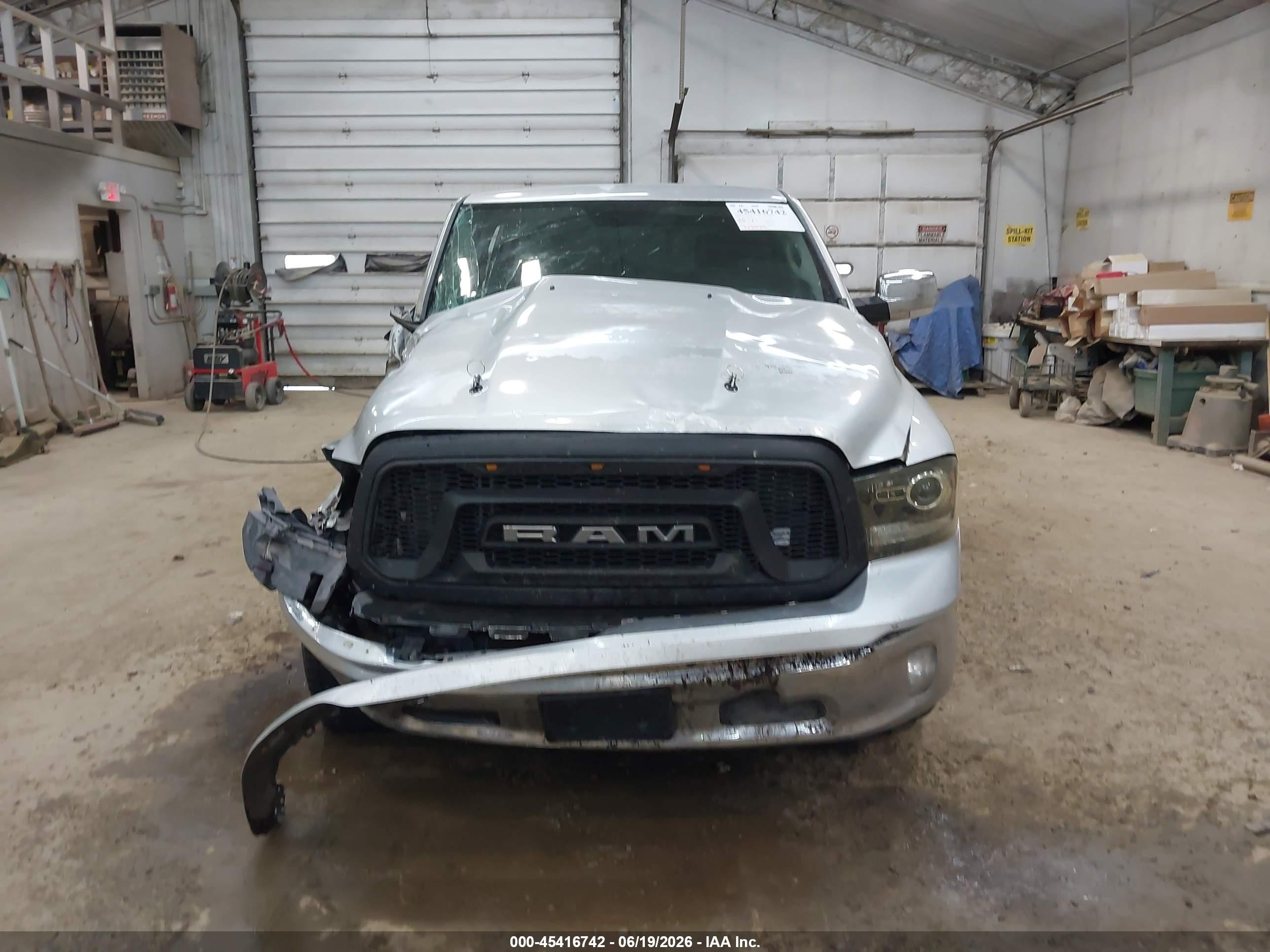 2014 Ram 1500 Laramie Silver vin: 1C6RR7NT8ES434338