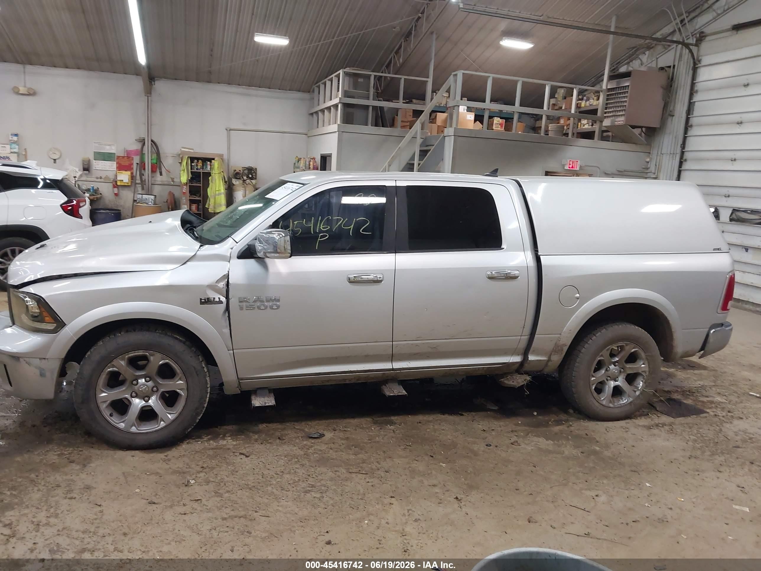 2014 Ram 1500 Laramie Silver vin: 1C6RR7NT8ES434338