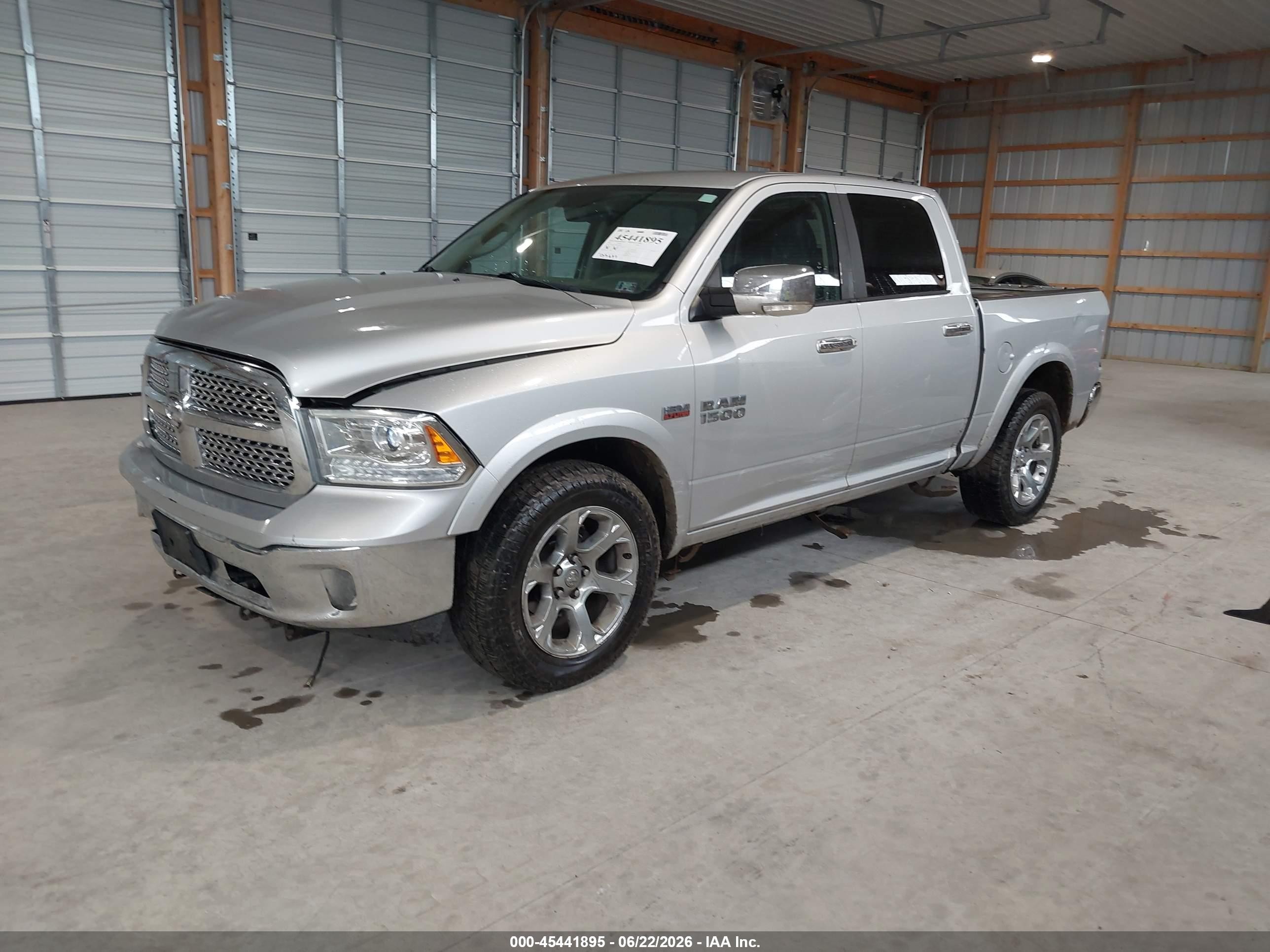 2015 Ram 1500 Laramie Silver vin: 1C6RR7NT8FS528656