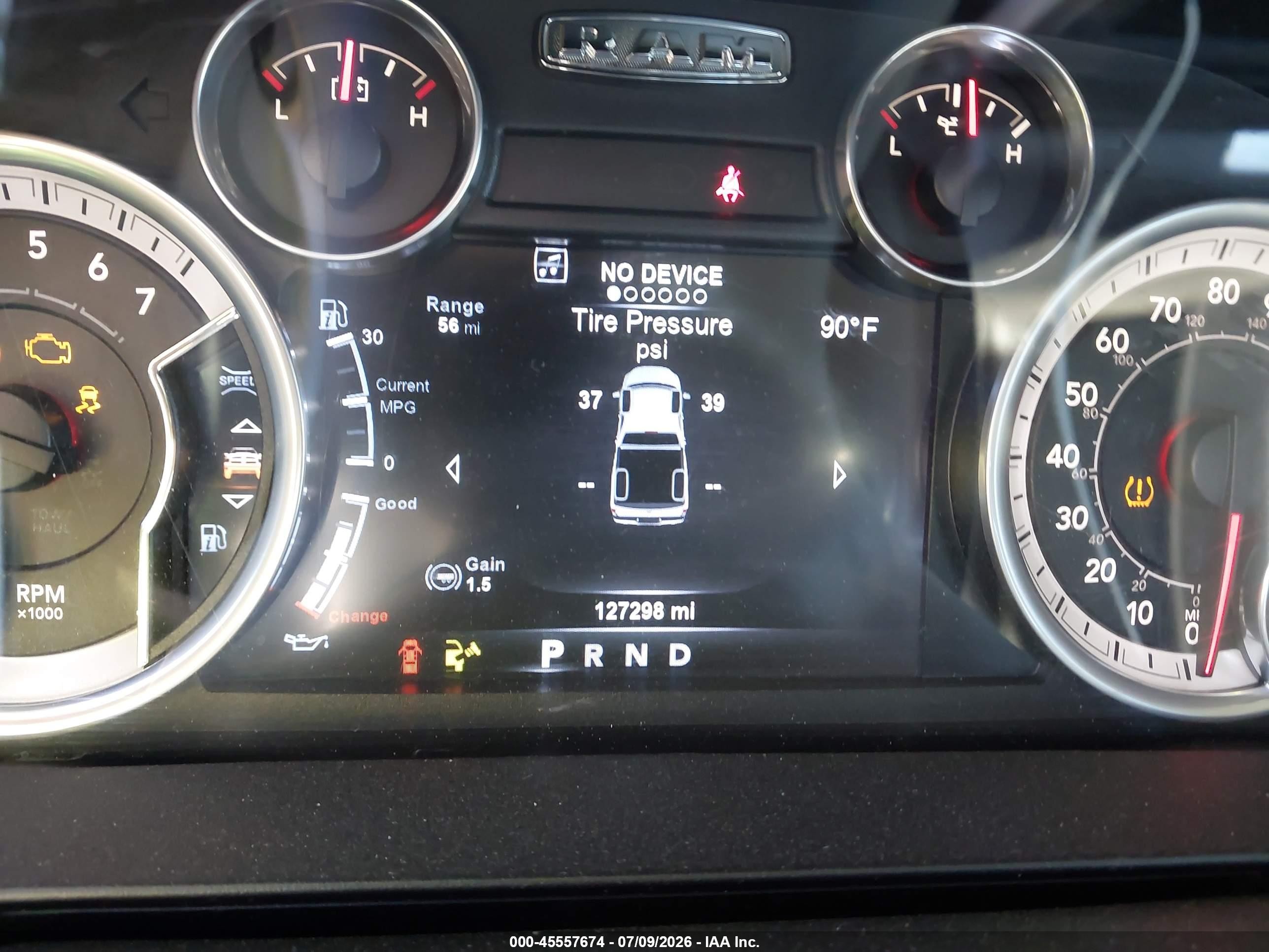 2015 Ram 1500 Laramie White vin: 1C6RR7NT8FS602495