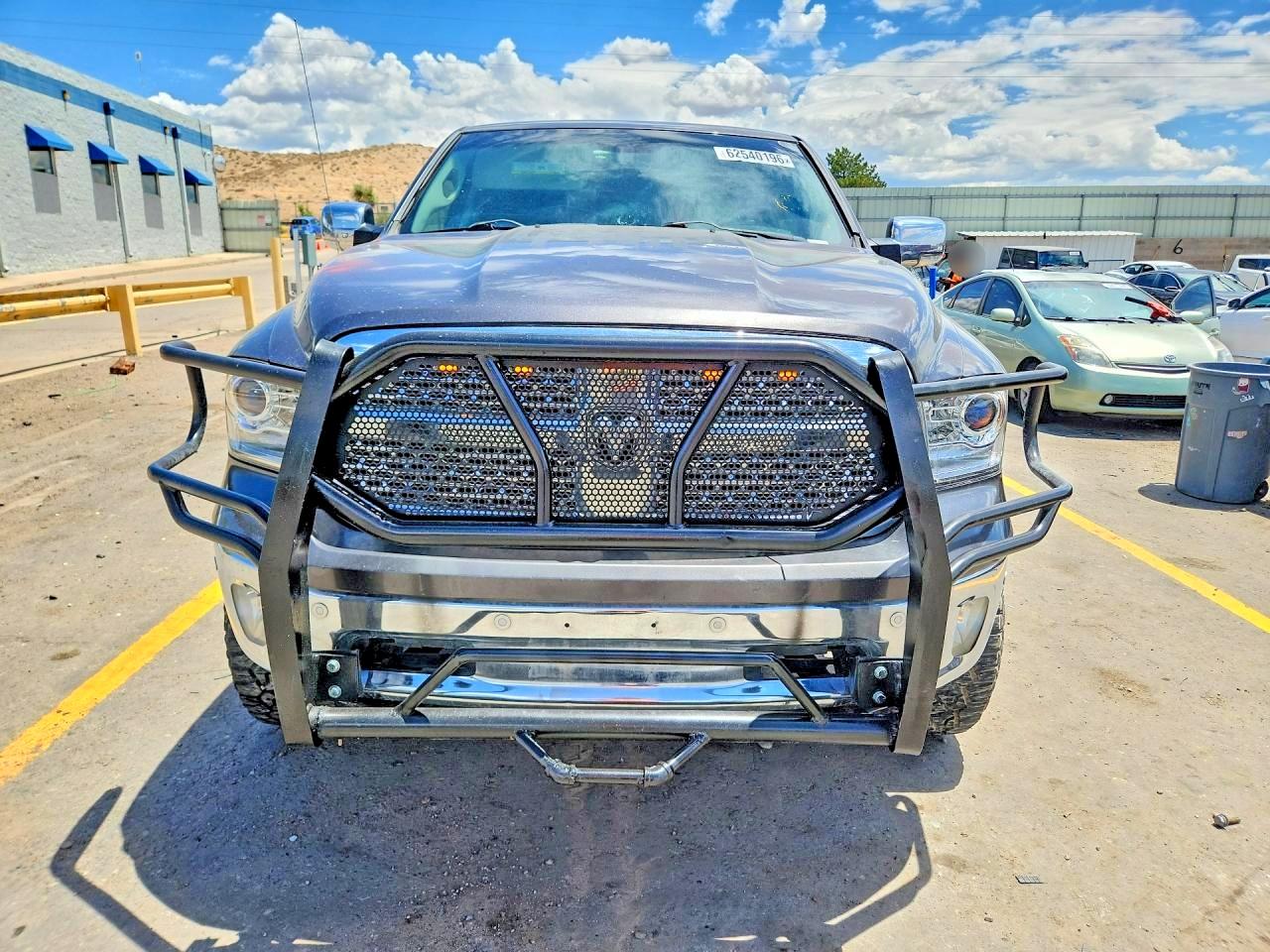 2015 Ram 1500 Laramie Gray vin: 1C6RR7NT8FS619717