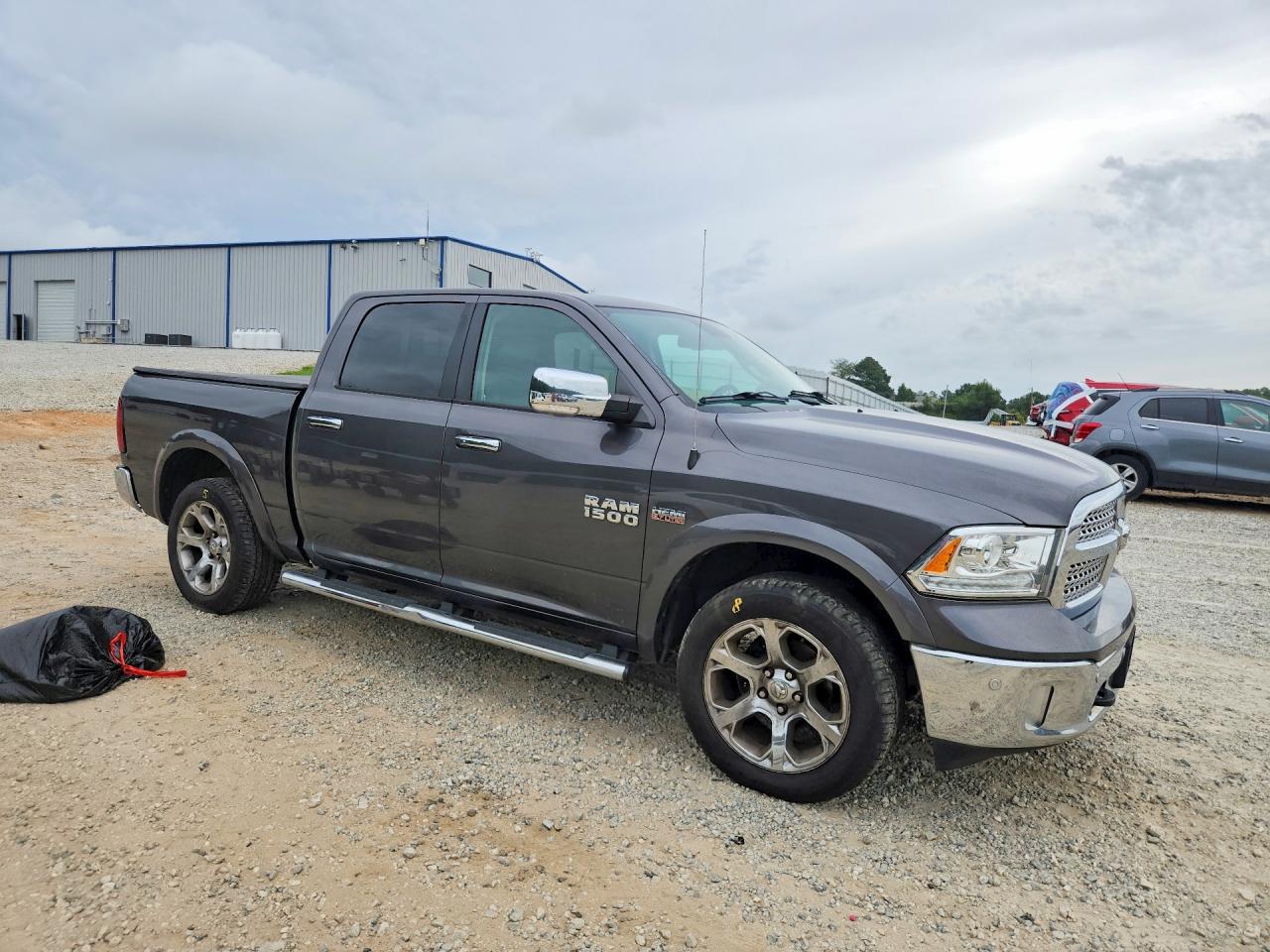 2016 Ram 1500 Laramie Gray vin: 1C6RR7NT8GS357389