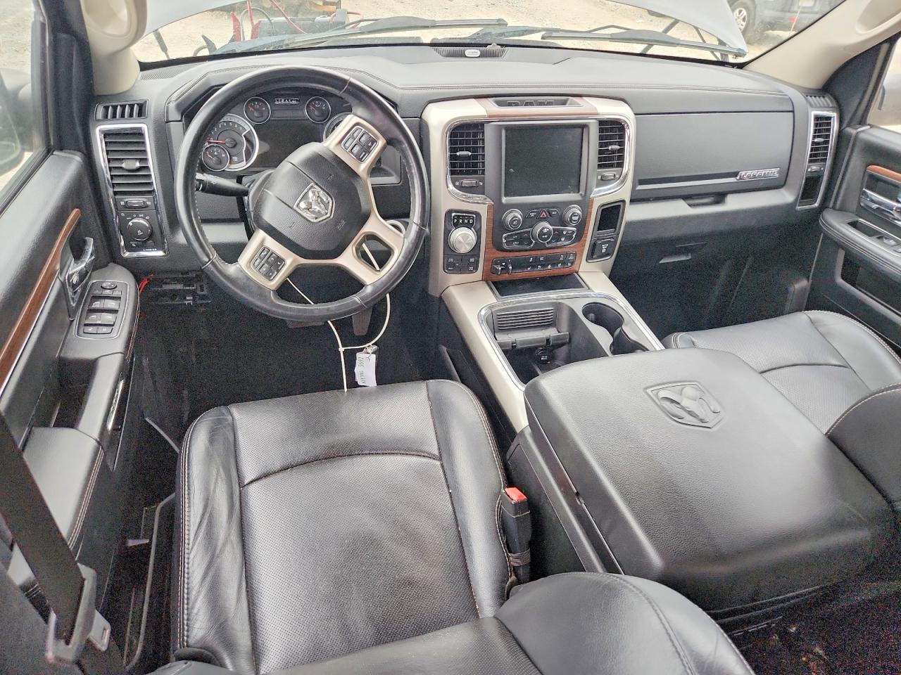 2016 Ram 1500 Laramie Gray vin: 1C6RR7NT8GS357389