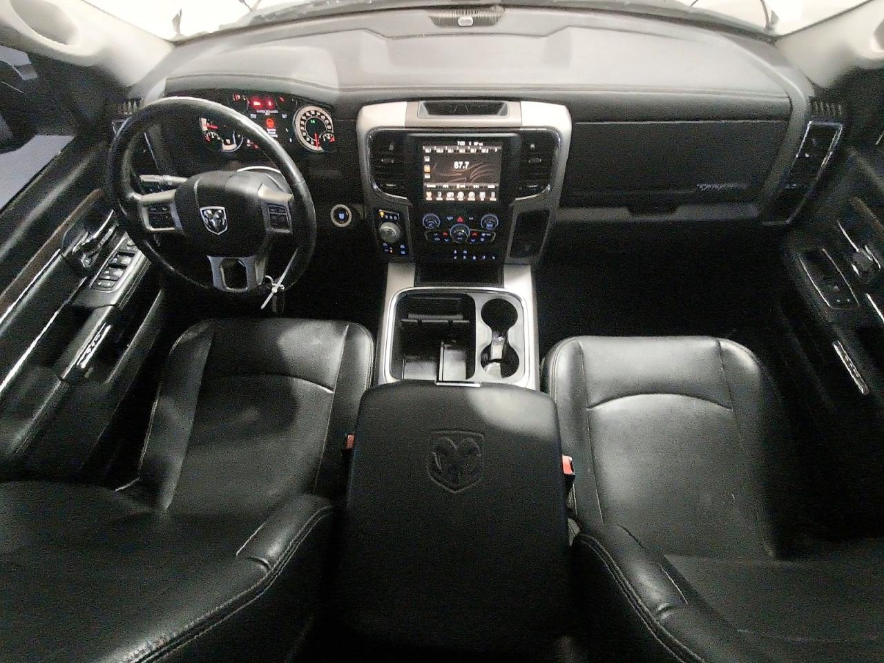 2017 Ram 1500 Laramie Silver vin: 1C6RR7NT8HS507888