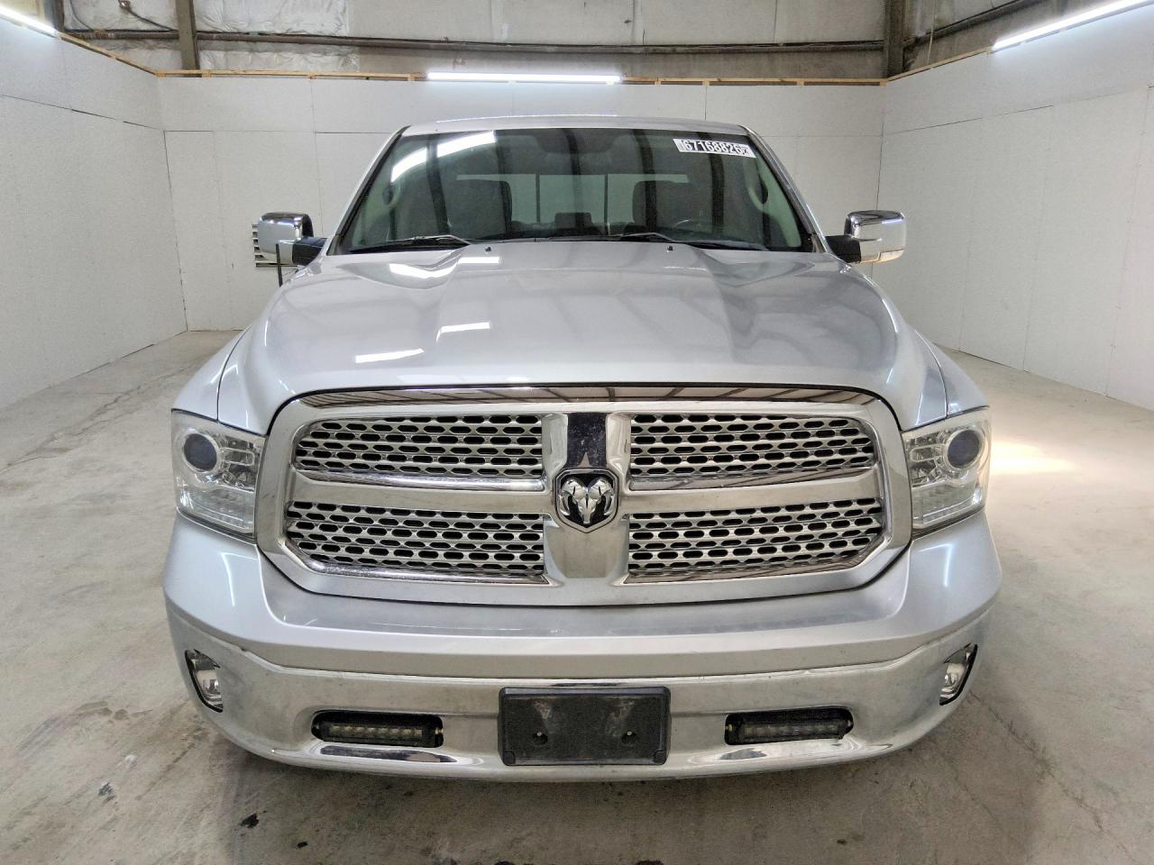 2017 Ram 1500 Laramie Silver vin: 1C6RR7NT8HS507888