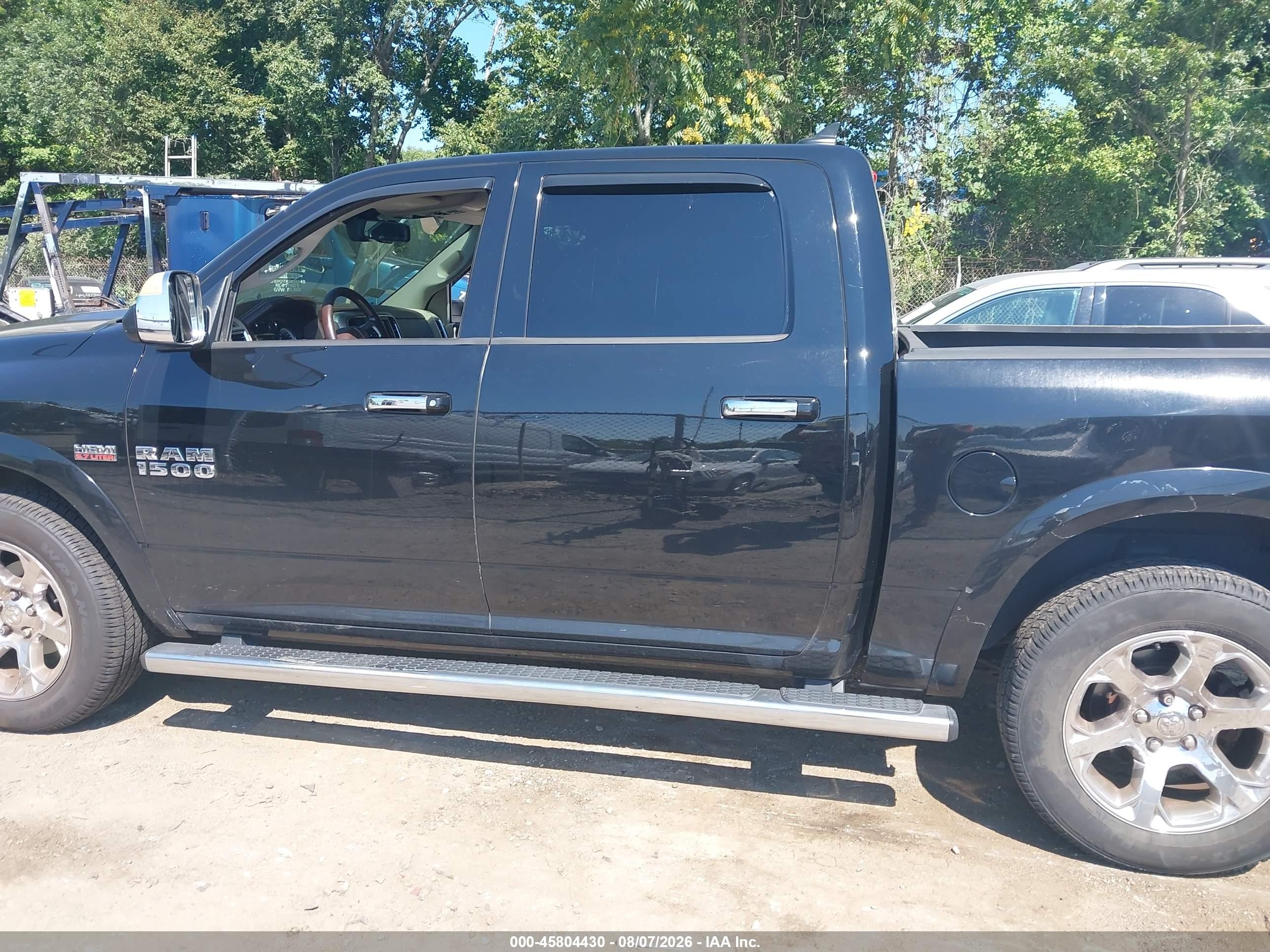 2013 Ram 1500 Laramie Черный vin: 1C6RR7NT9DS504024