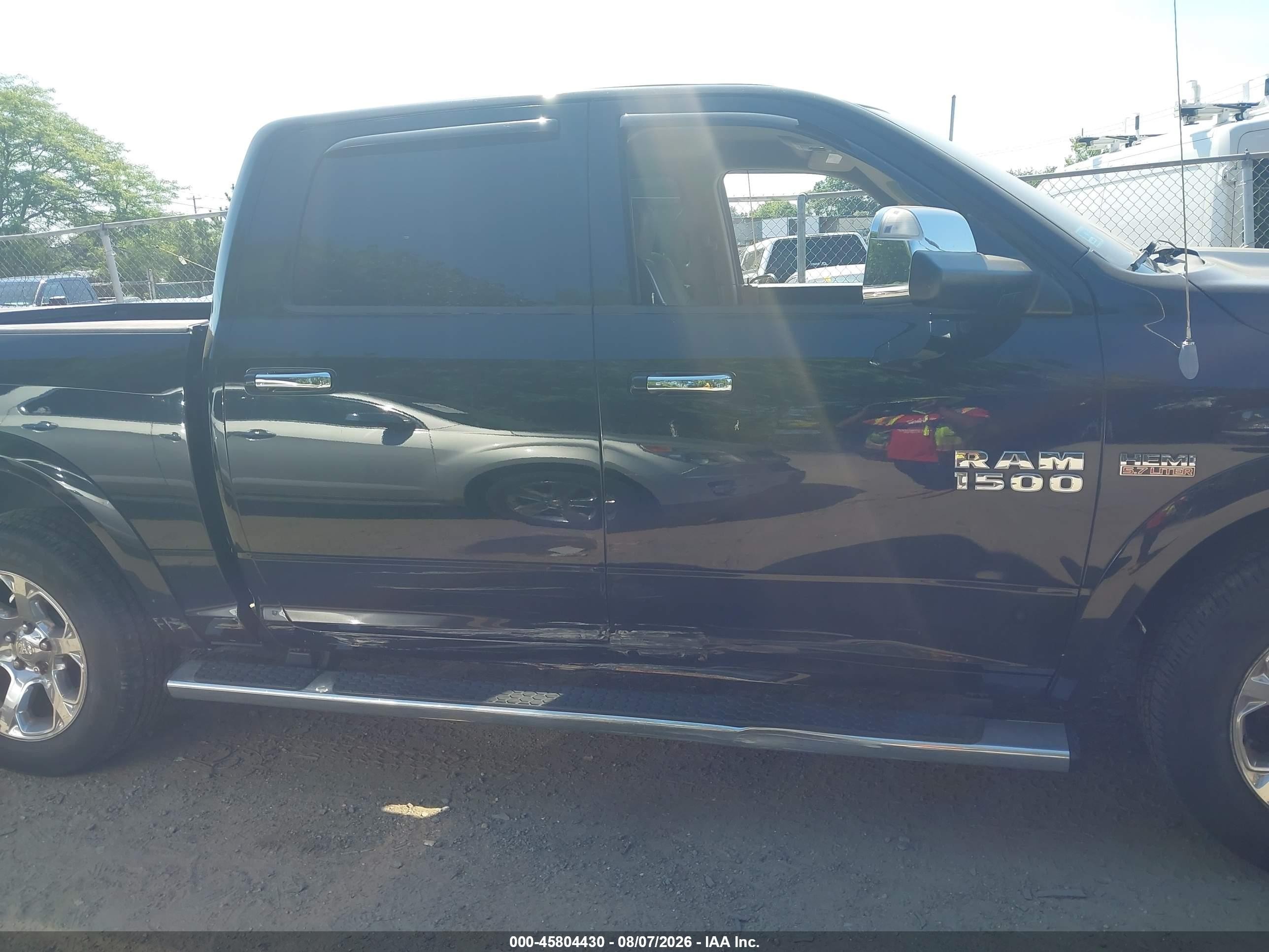 2013 Ram 1500 Laramie Черный vin: 1C6RR7NT9DS504024