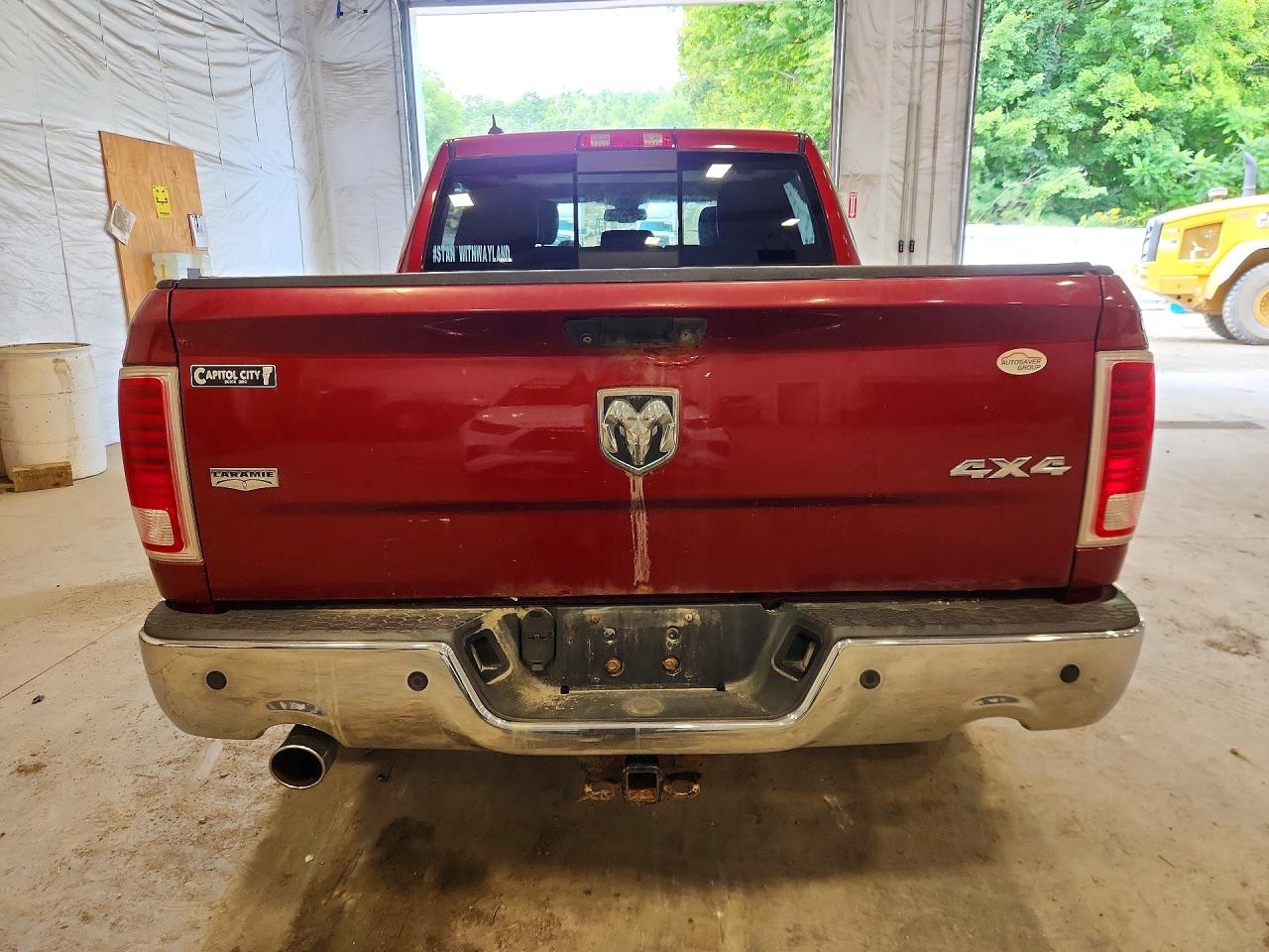 2013 Ram 1500 Laramie Красный vin: 1C6RR7NT9DS671127