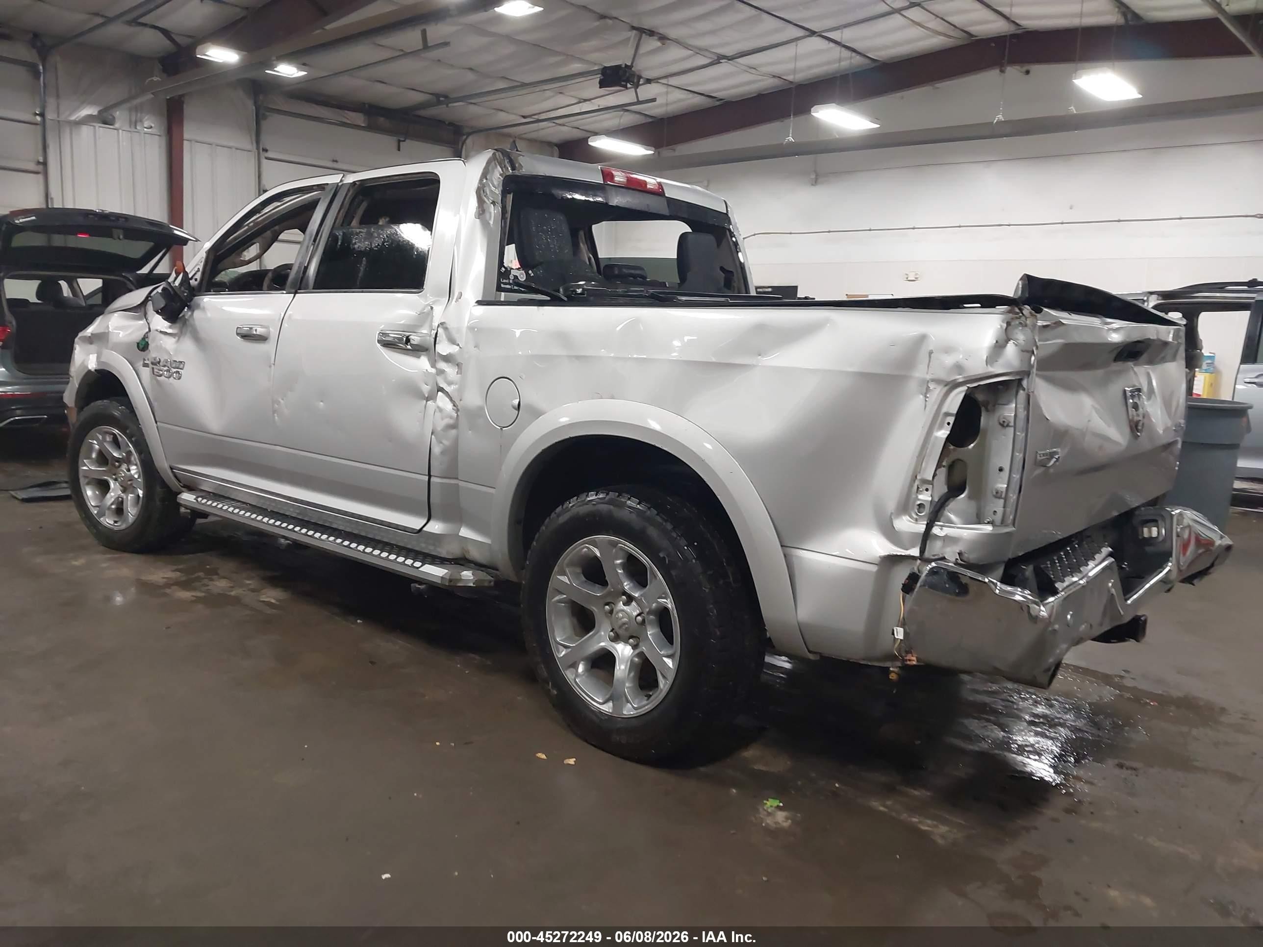 2014 Ram 1500 Laramie Silver vin: 1C6RR7NT9ES133755