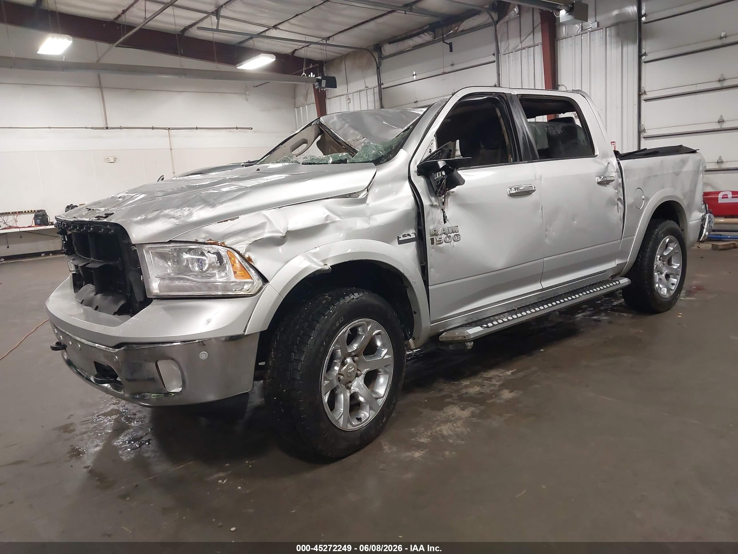 2014 Ram 1500 Laramie Silver vin: 1C6RR7NT9ES133755