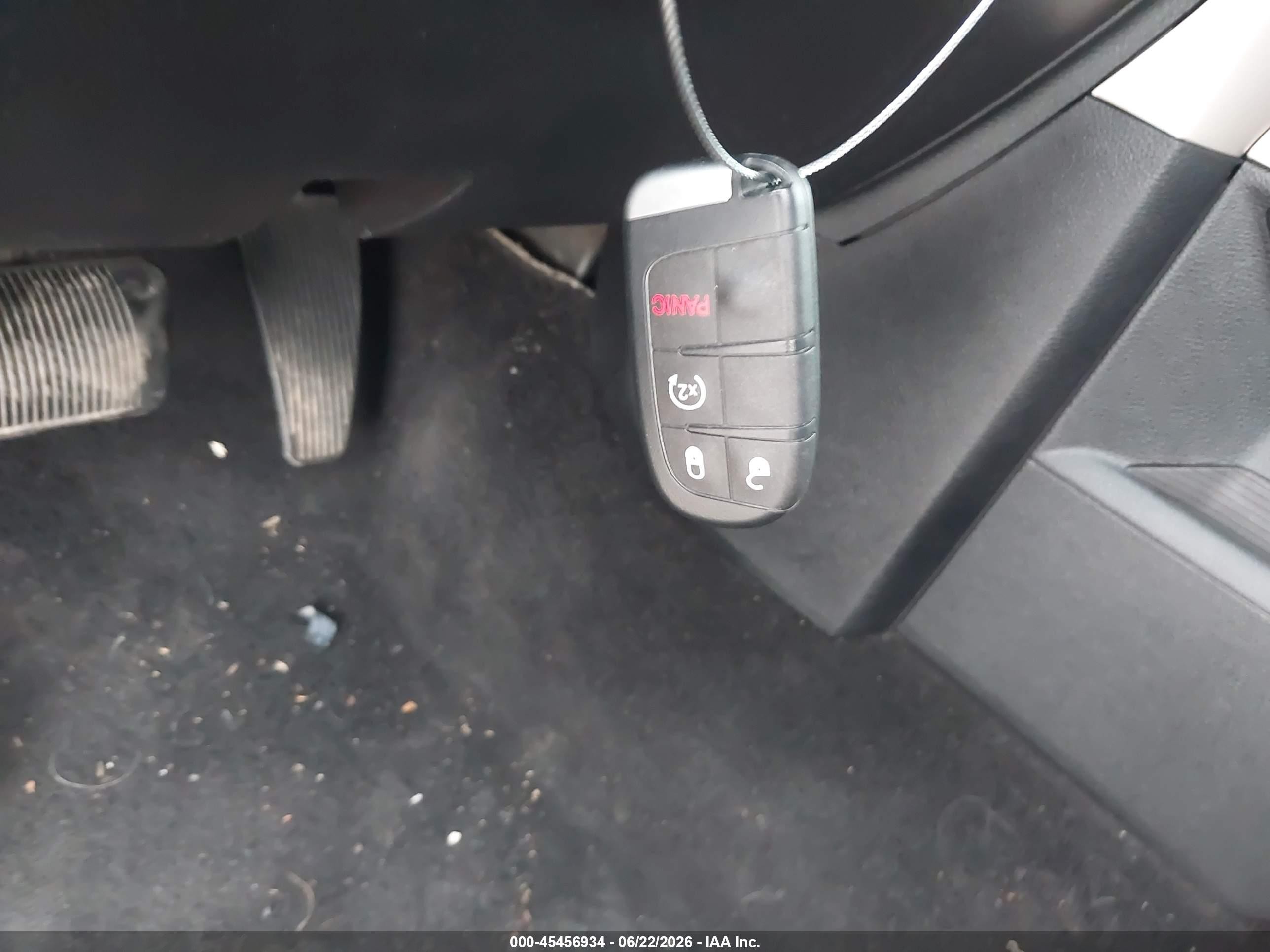 2014 Ram 1500 Laramie Gray vin: 1C6RR7NT9ES187203