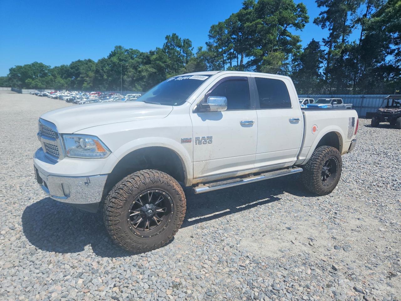 2014 Ram 1500 Laramie White vin: 1C6RR7NT9ES312460