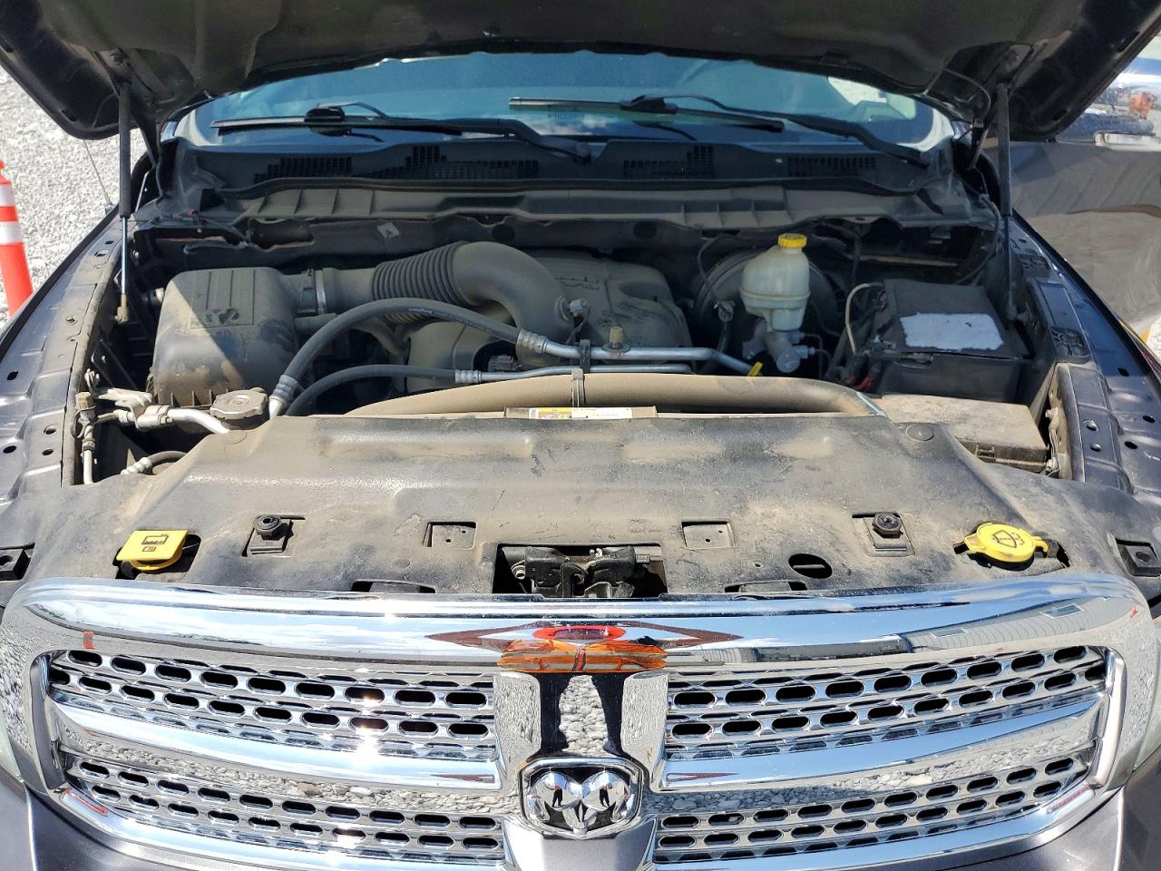 2014 Ram 1500 Laramie Gray vin: 1C6RR7NT9ES313561