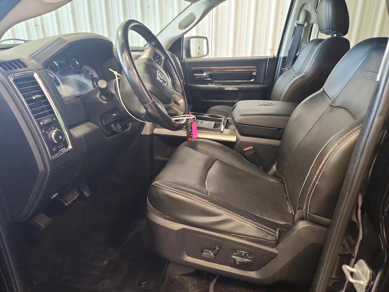 2013 Ram 1500 Laramie Black vin: 1C6RR7NTXDS654580