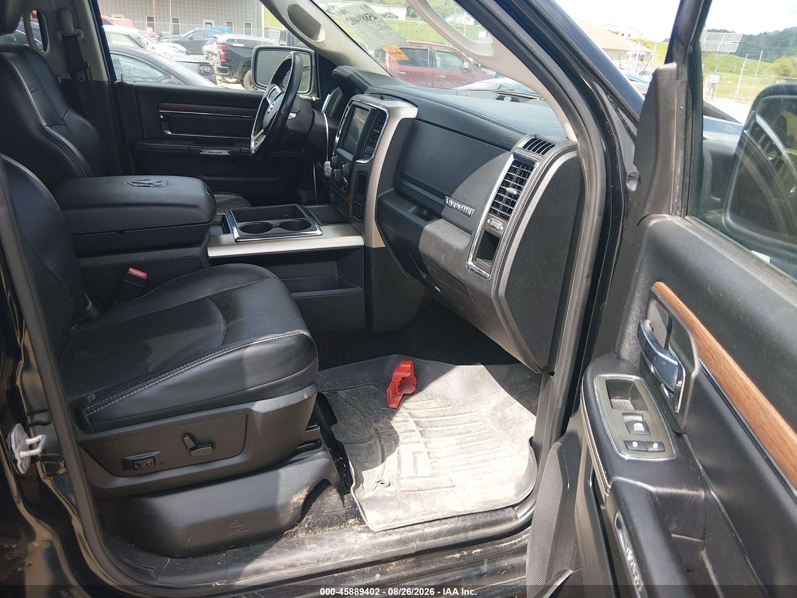 2013 Ram 1500 Laramie Black vin: 1C6RR7NTXDS721307
