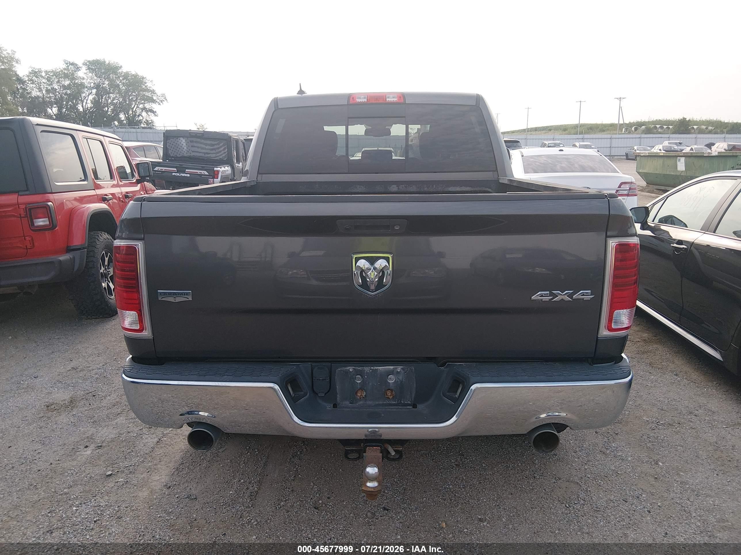 2014 Ram 1500 Laramie Gray vin: 1C6RR7NTXES246260