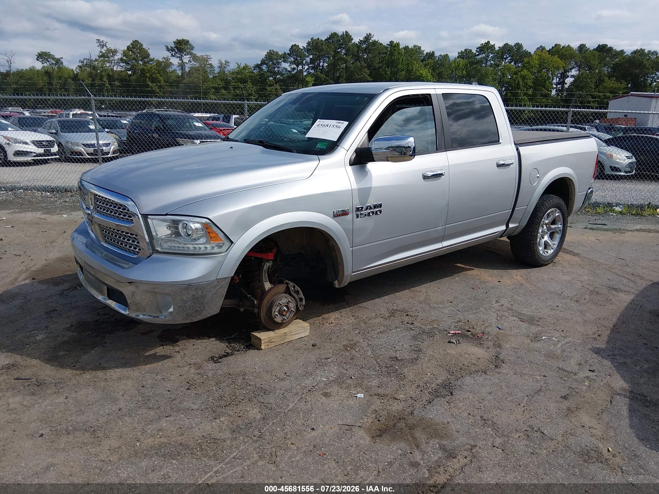 2014 Ram 1500 Laramie Silver vin: 1C6RR7NTXES316467