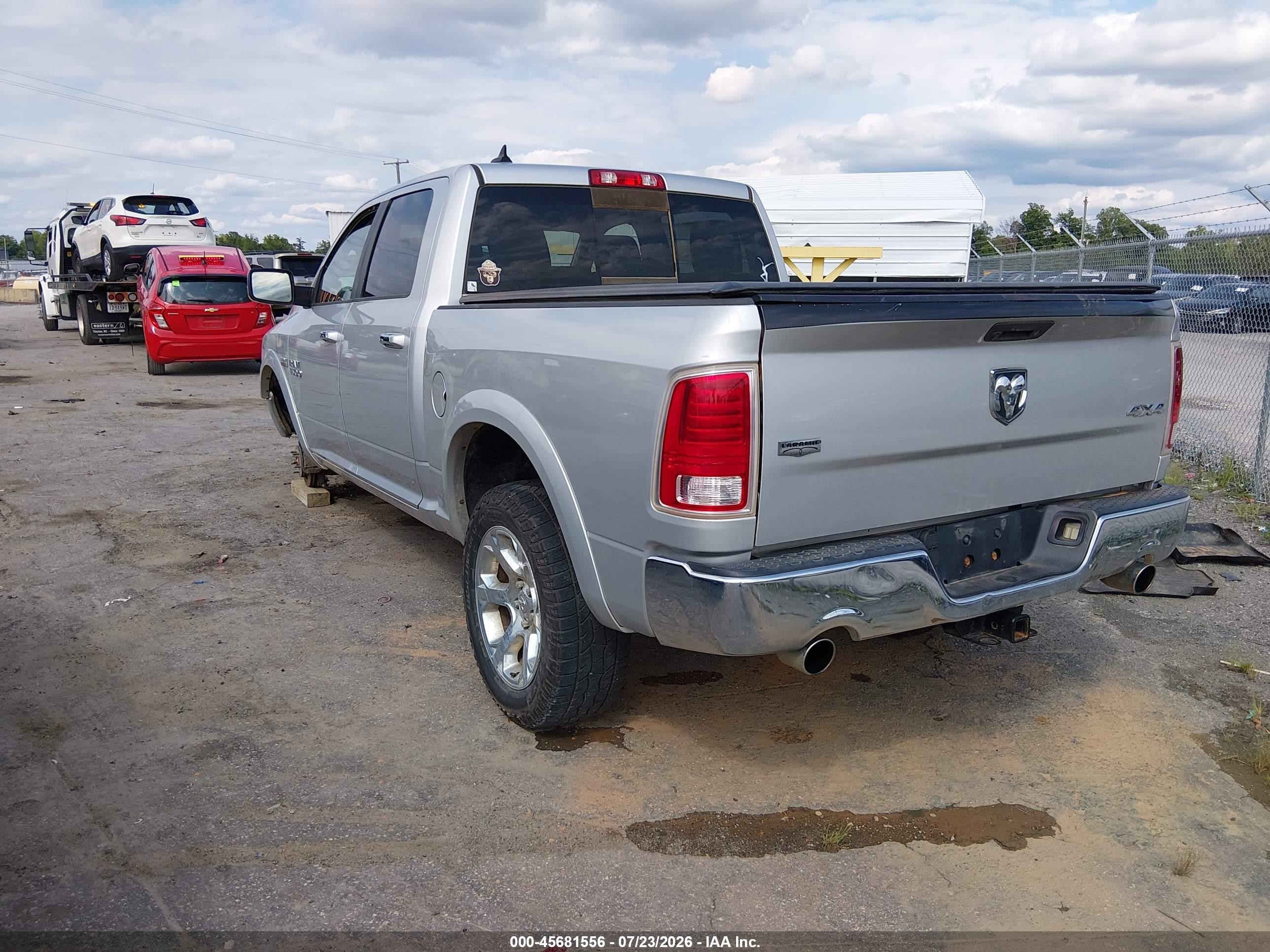 2014 Ram 1500 Laramie Silver vin: 1C6RR7NTXES316467