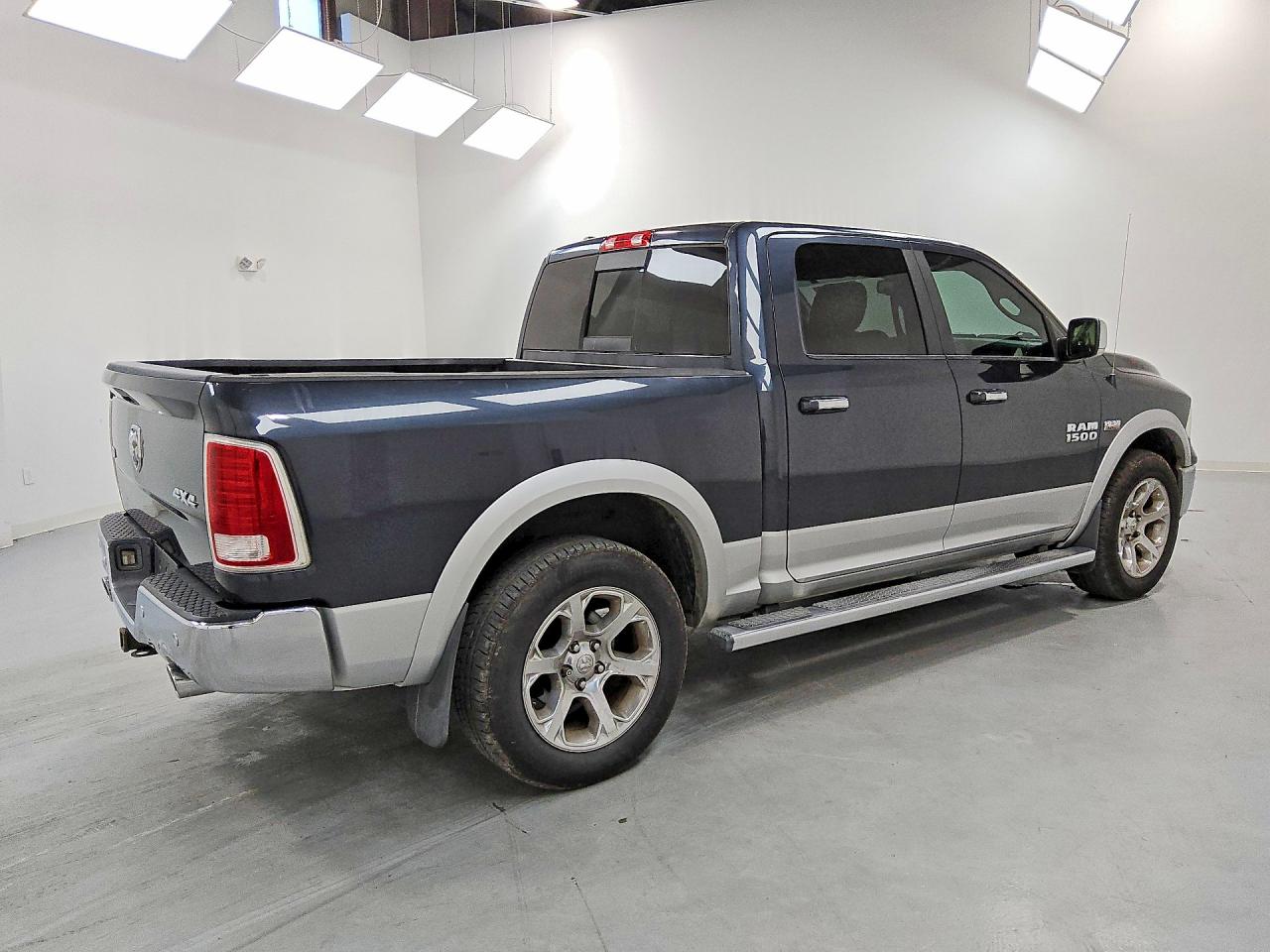 2014 Ram 1500 Laramie Black vin: 1C6RR7NTXES434079